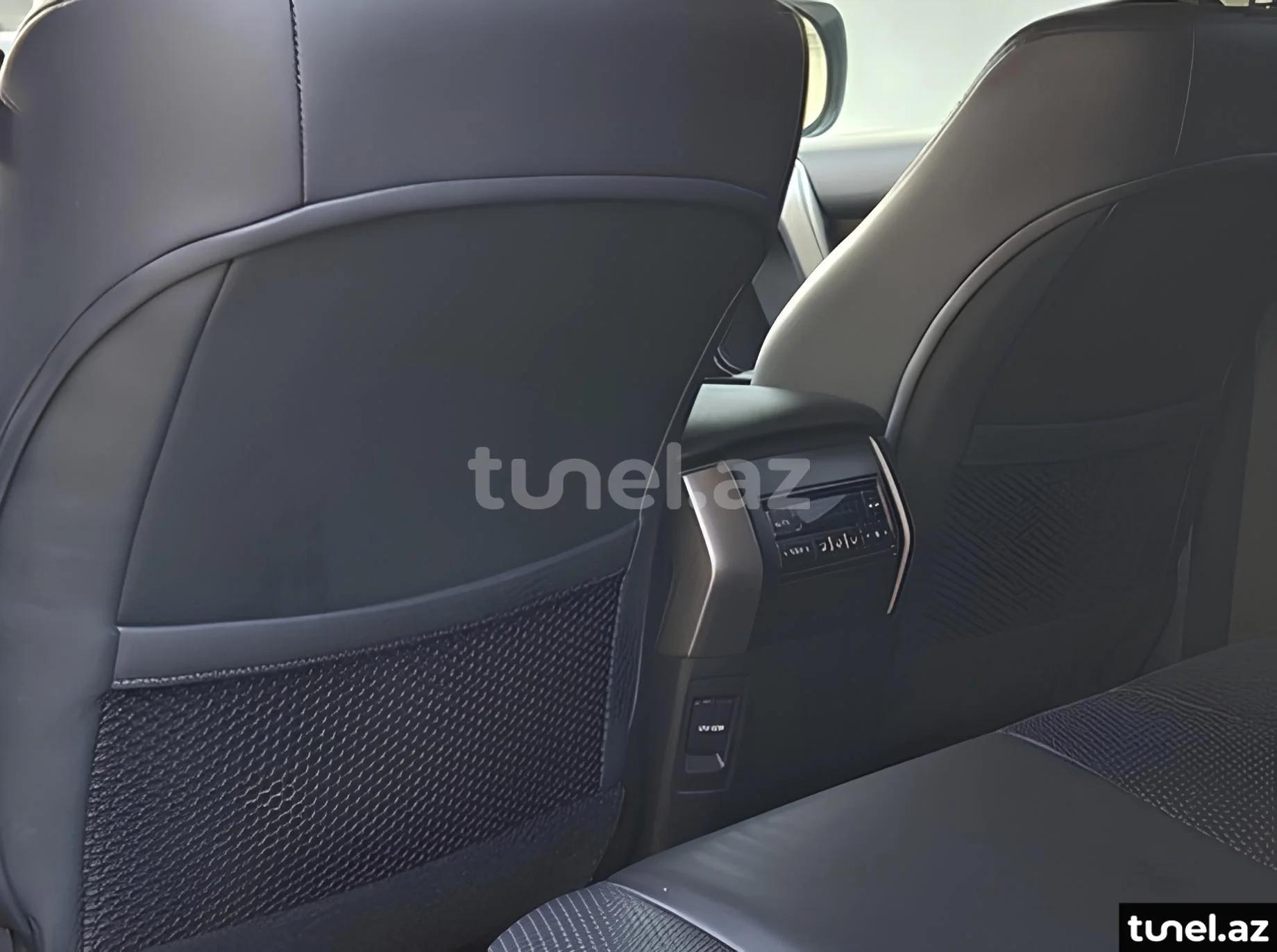 Toyota Land Cruiser Prado 2012
