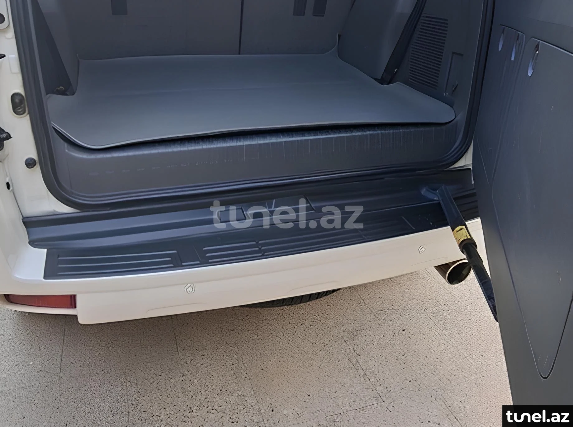 Toyota Land Cruiser Prado 2012