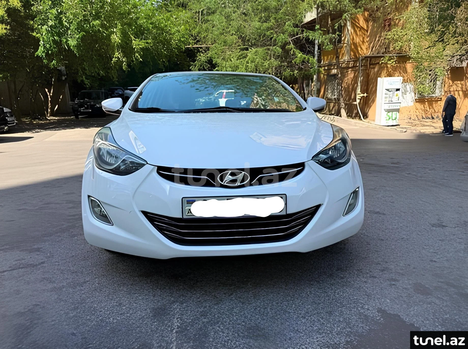 Hyundai Elantra 2013