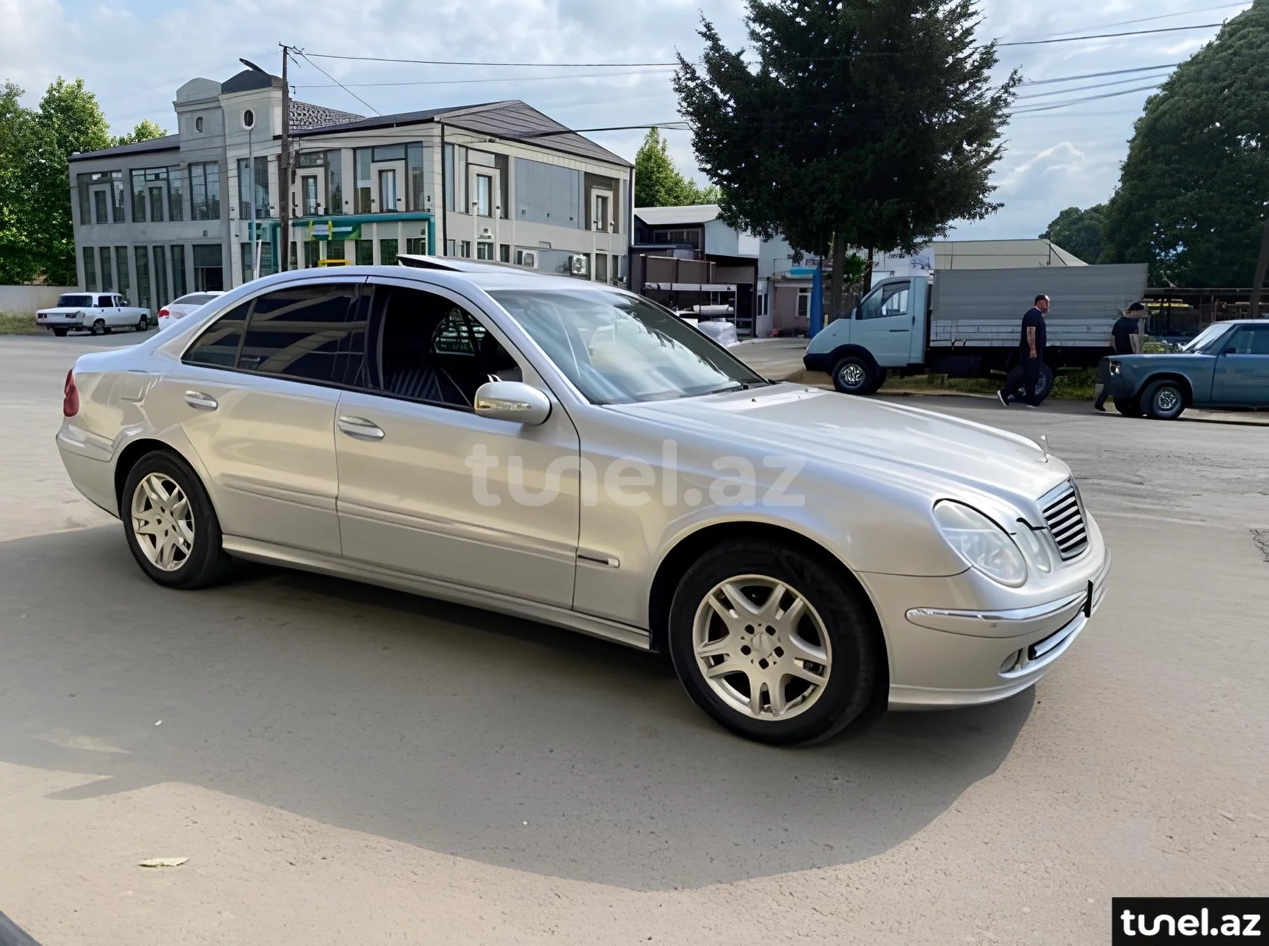 Mercedes E 240 2002
