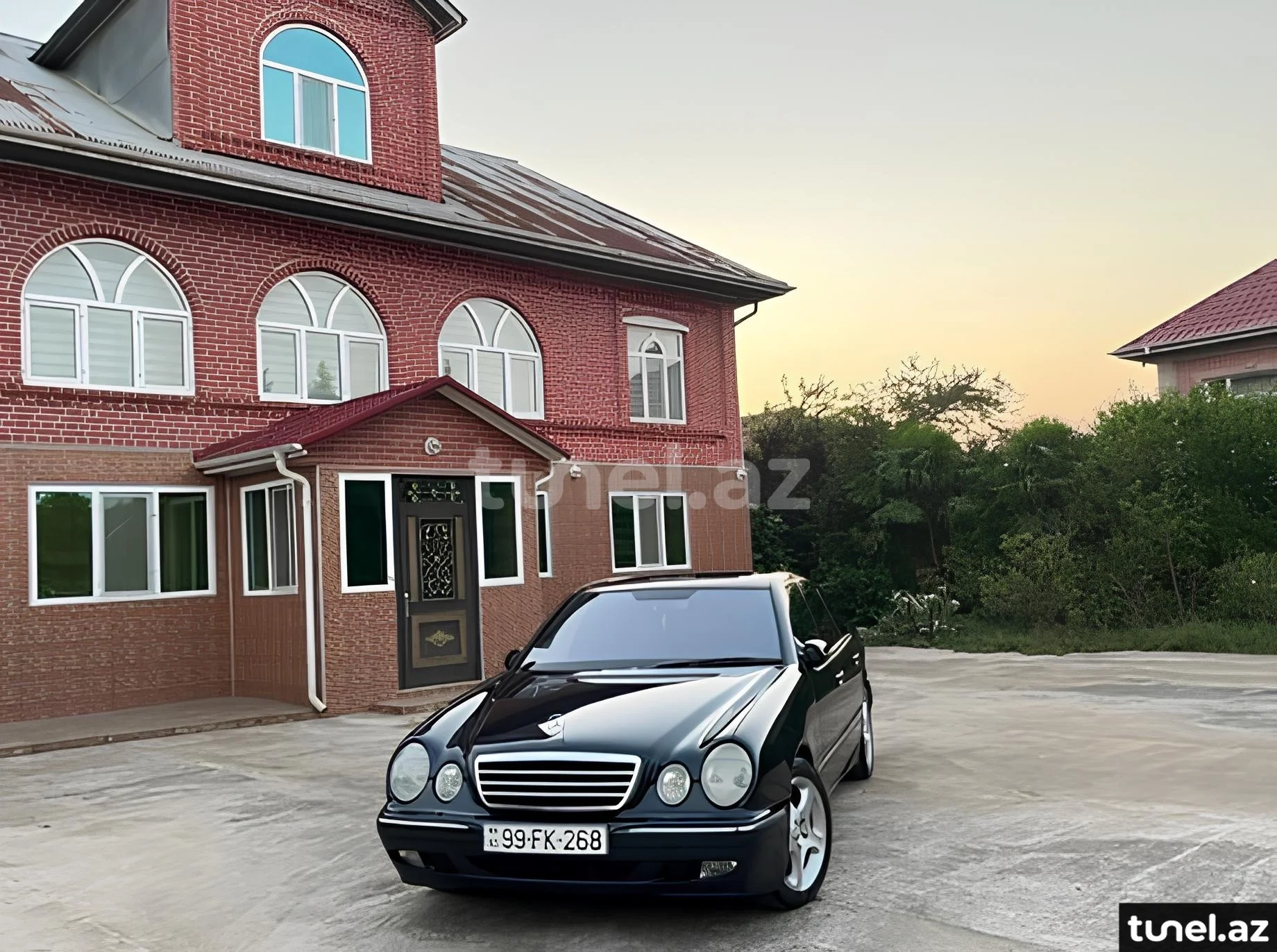 Mercedes E 270 2000