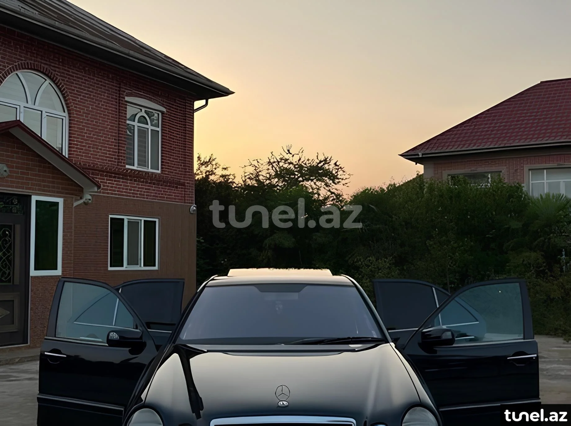 Mercedes E 270 2000