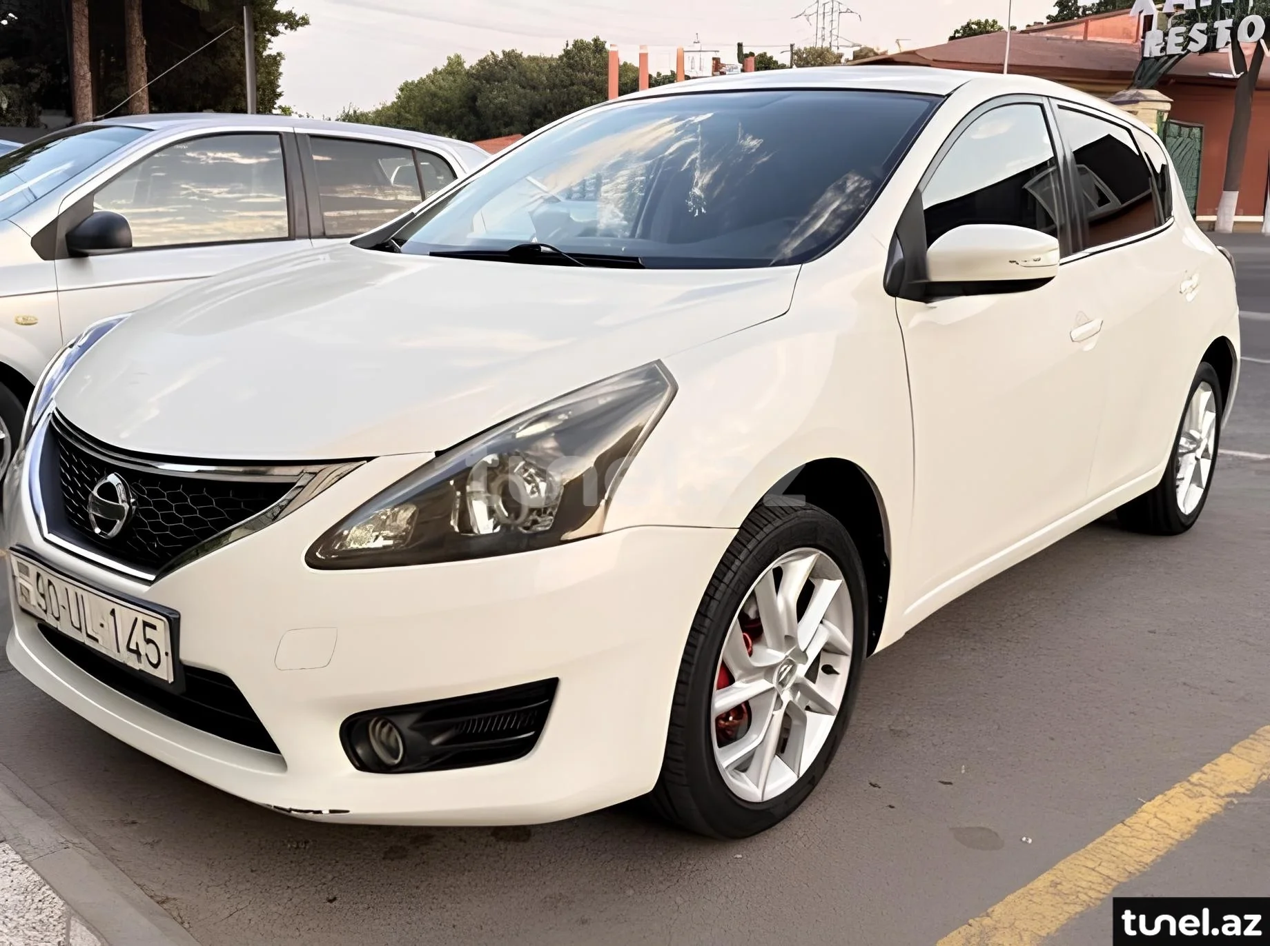 Nissan Tiida 2013