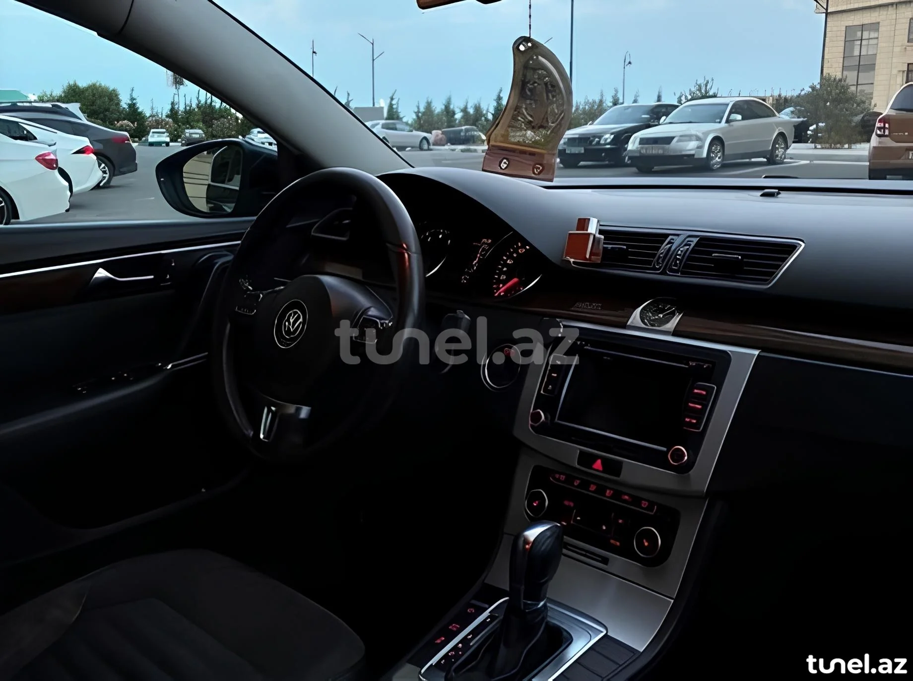 Volkswagen Passat 2011