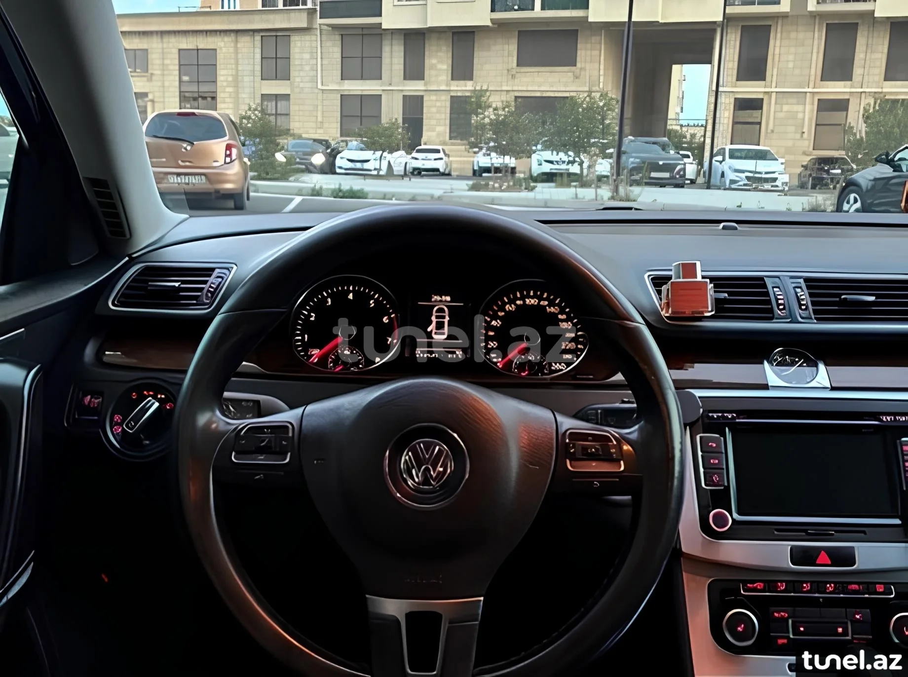 Volkswagen Passat 2011