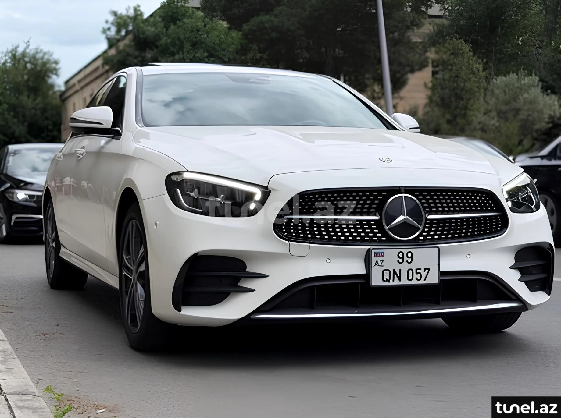 Mercedes E 350 4MATIC 2021