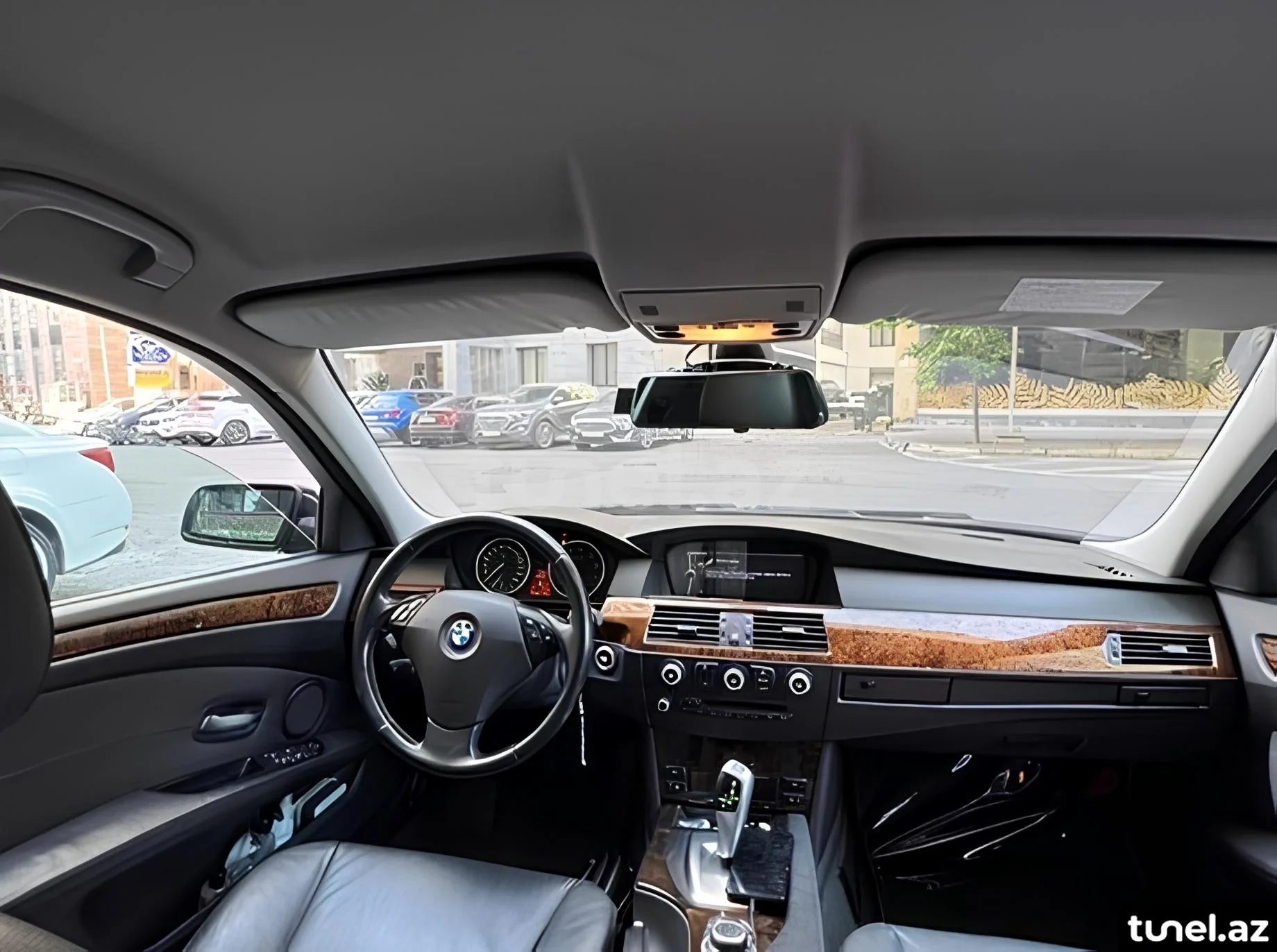 BMW 525 2009