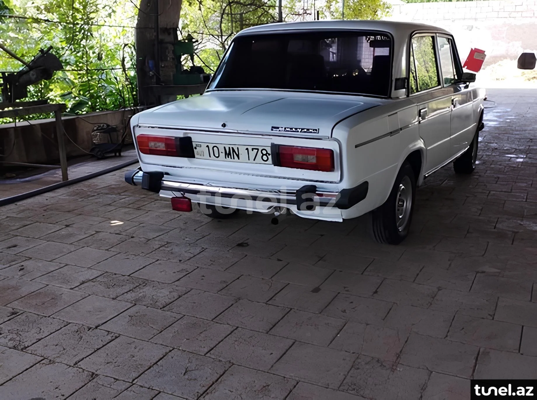 LADA (VAZ) 2106 1987