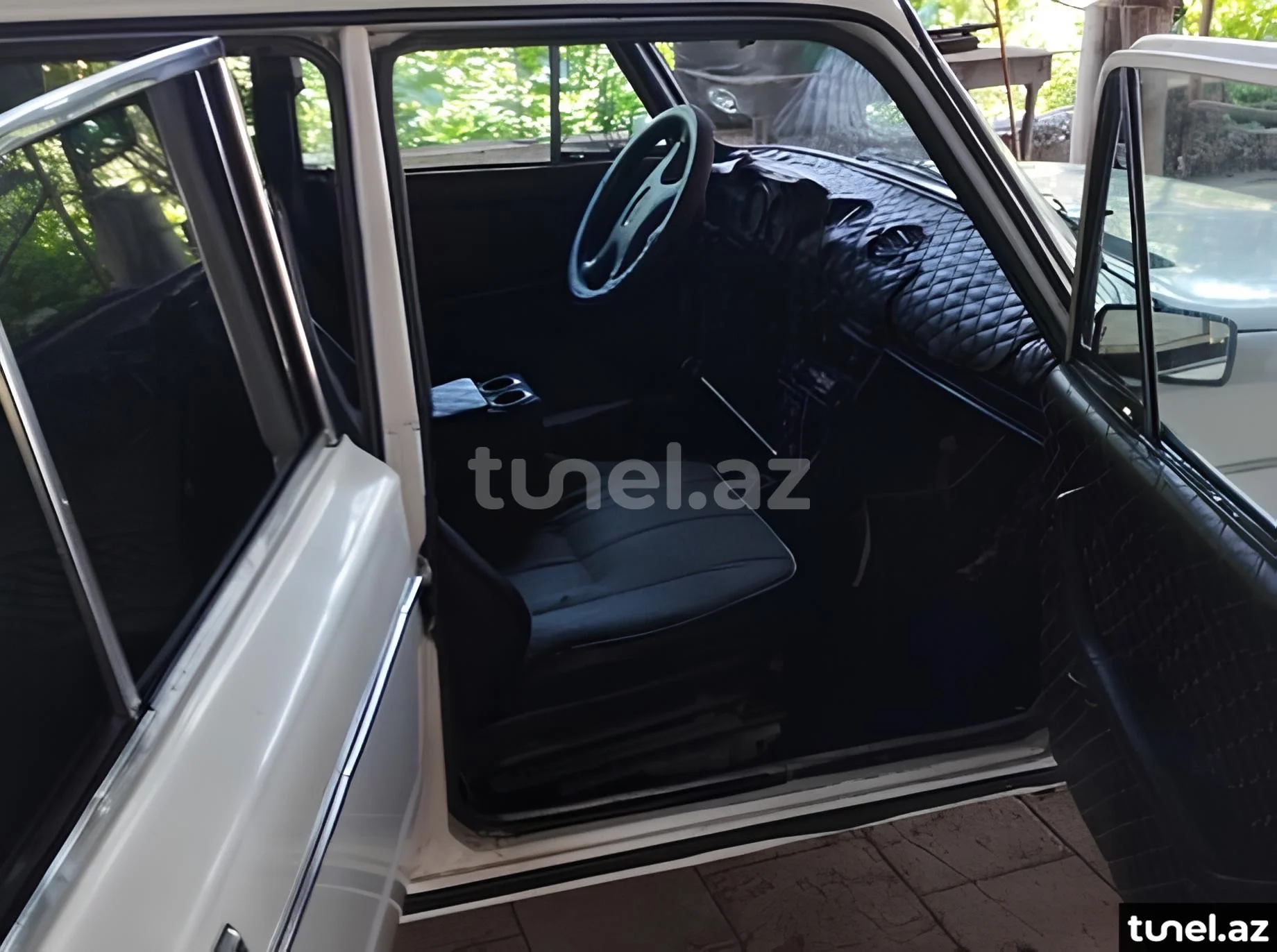 LADA (VAZ) 2106 1987