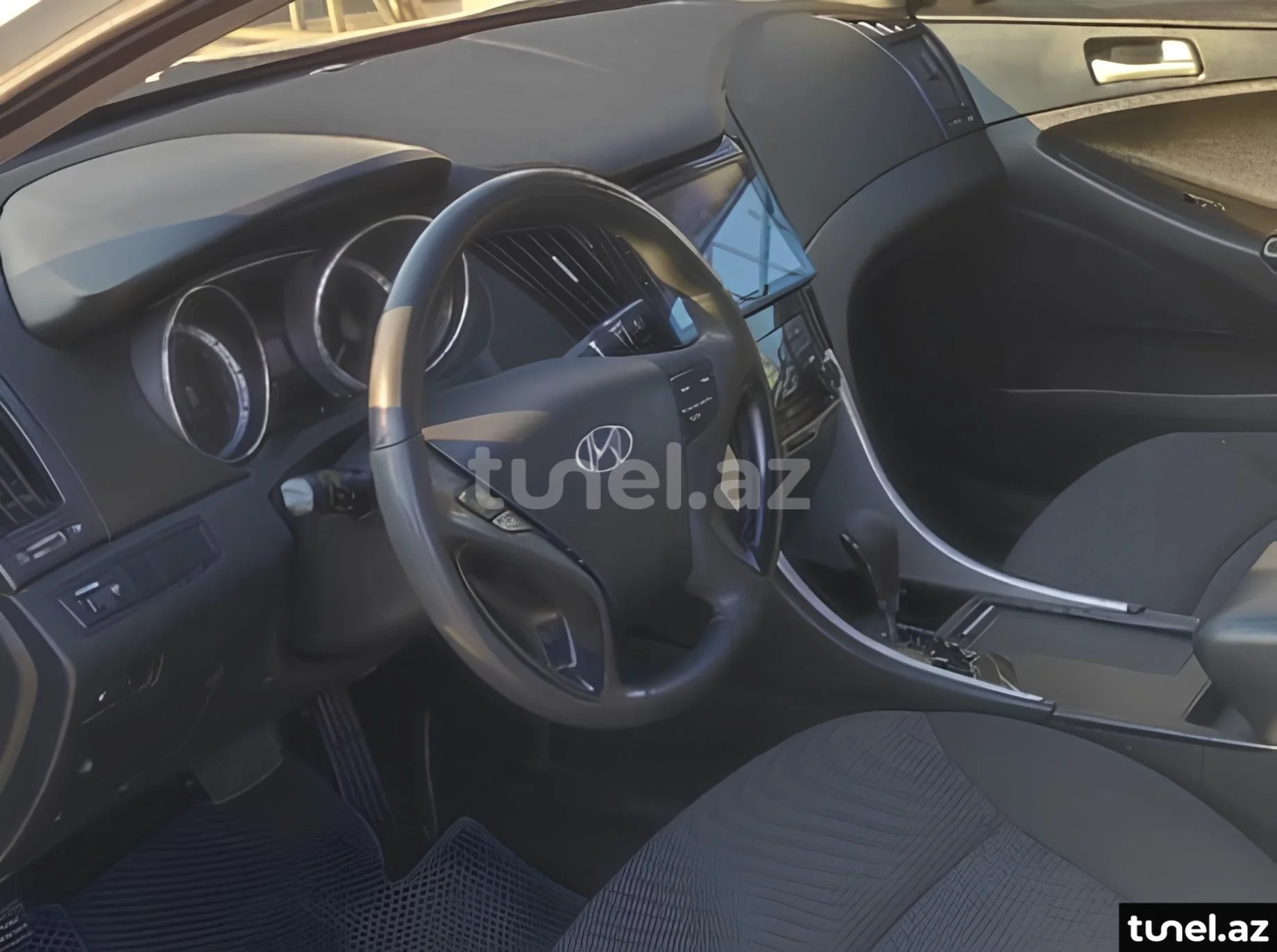 Hyundai Sonata 2010