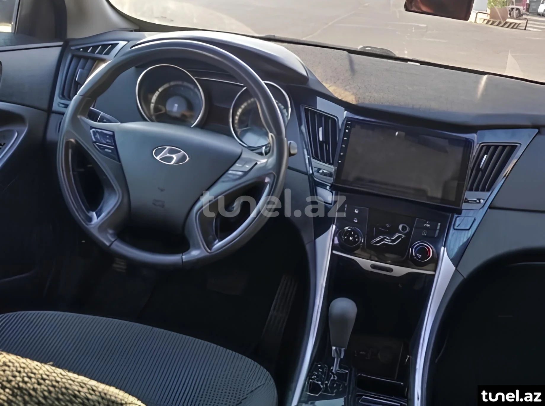 Hyundai Sonata 2010