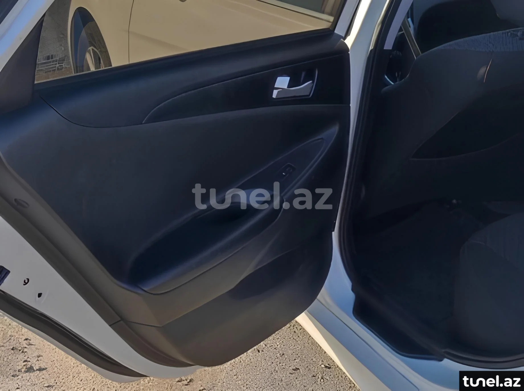 Hyundai Sonata 2010