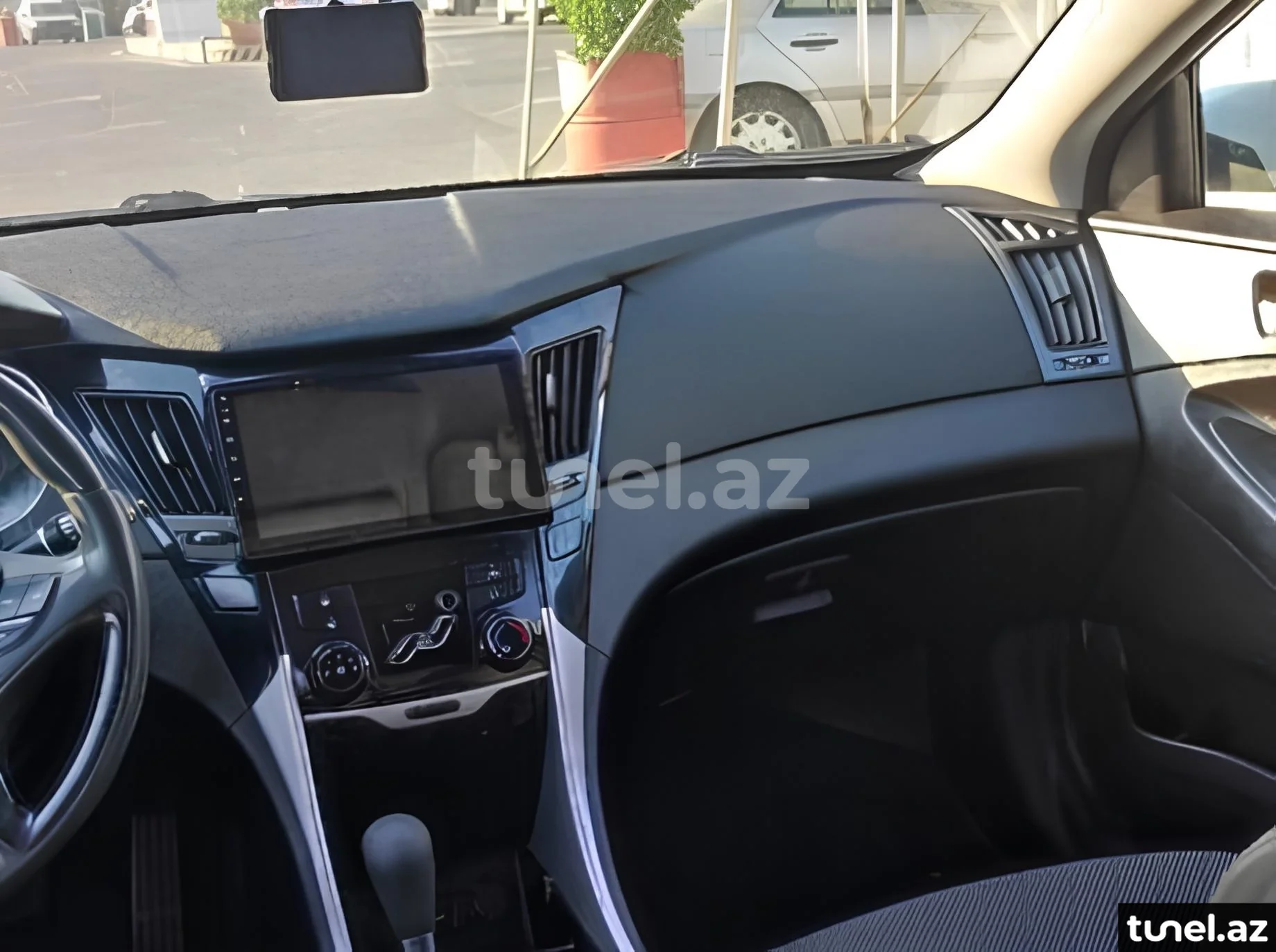 Hyundai Sonata 2010