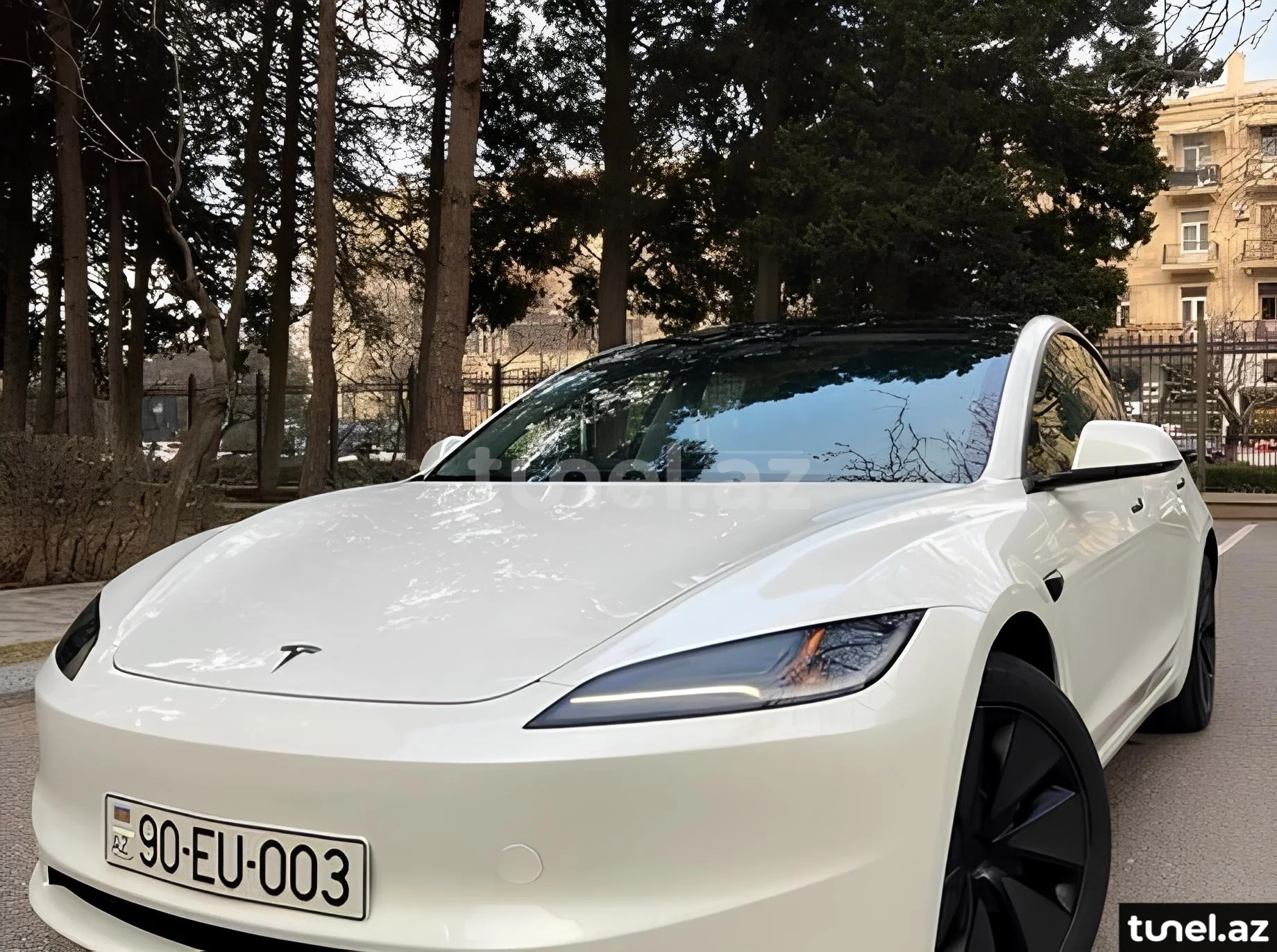 Tesla Model 3 2024