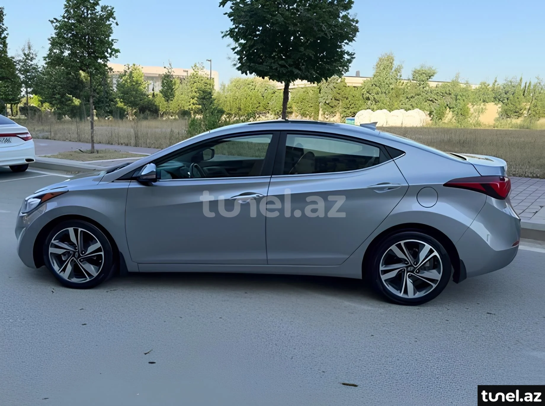 Hyundai Elantra 2015