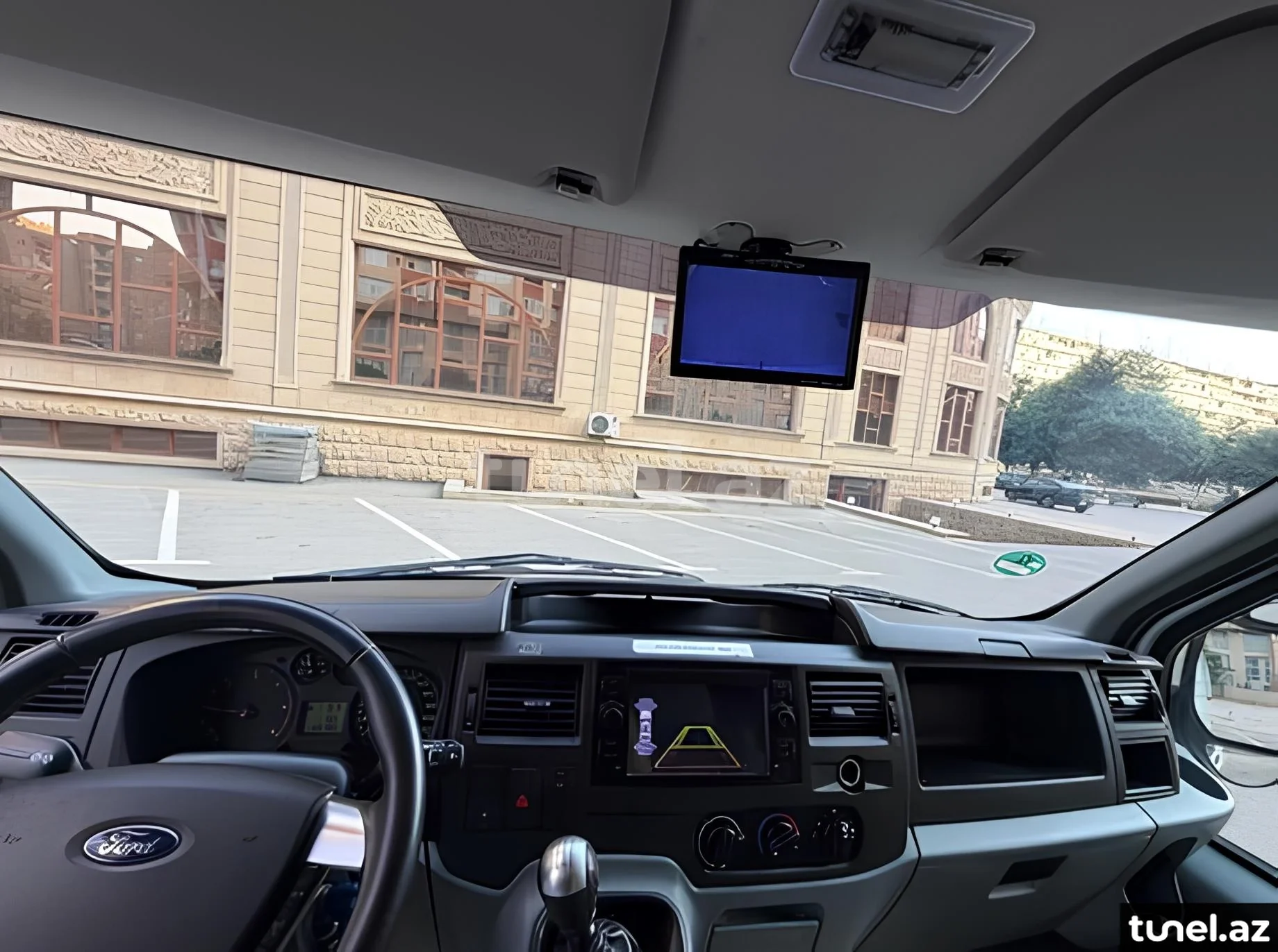 Ford Transit 2011