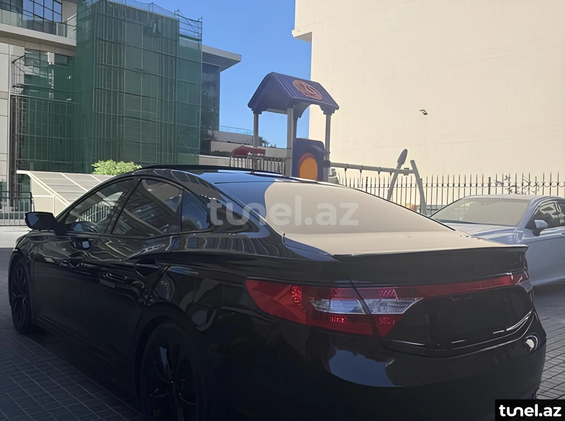 Hyundai Azera 2011