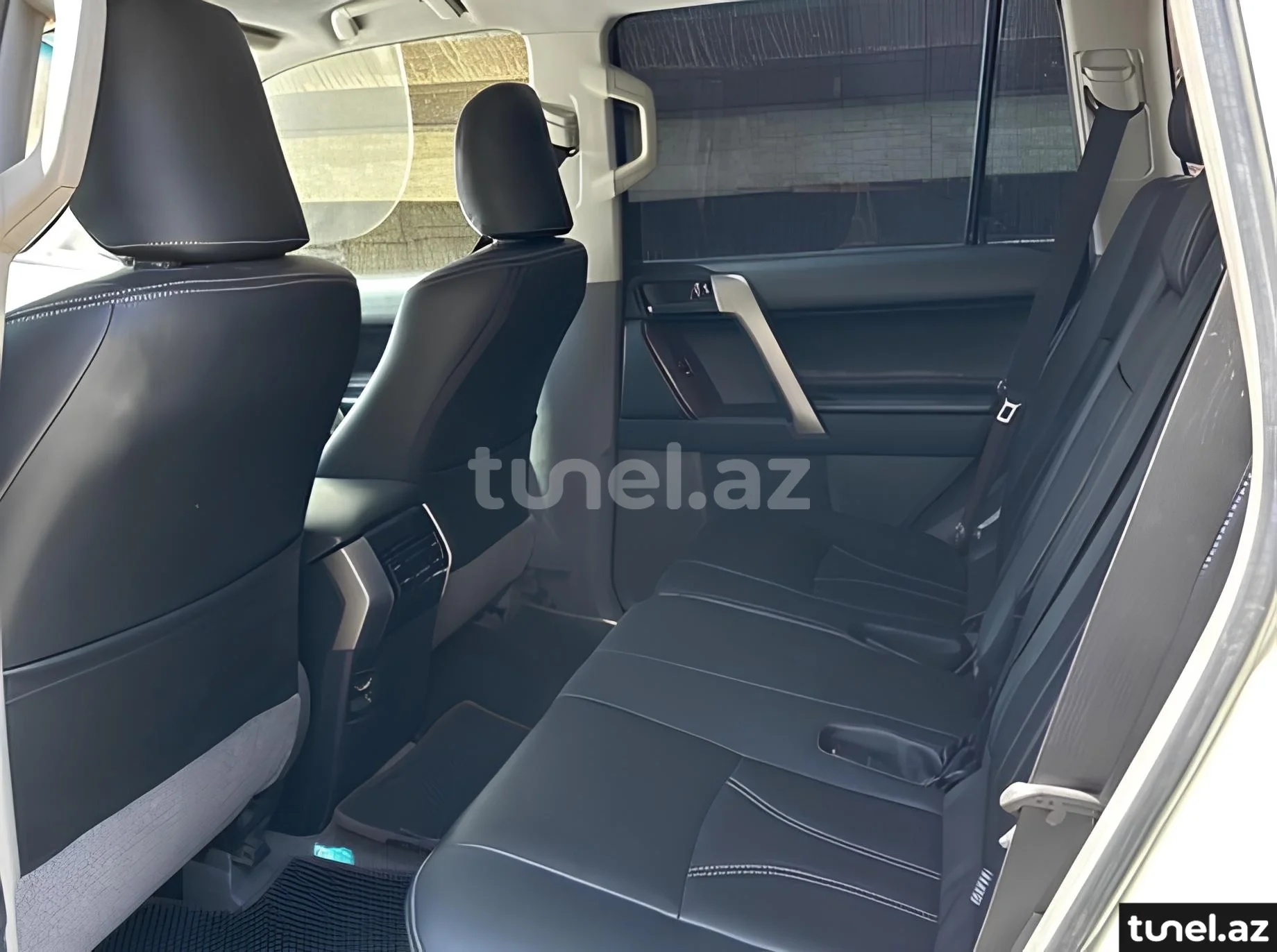 Toyota Land Cruiser Prado 2012
