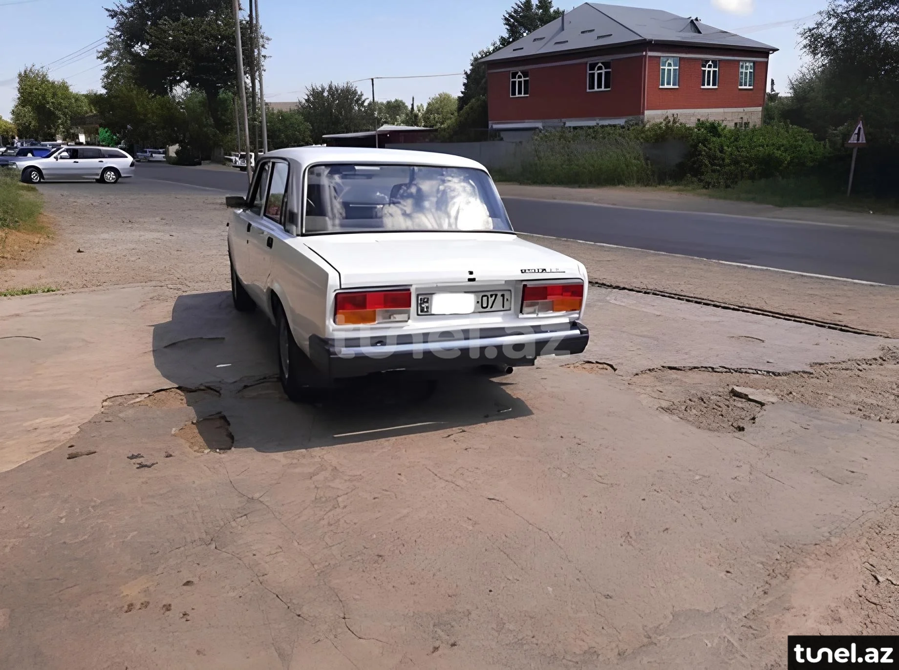 LADA (VAZ) 2107 2009