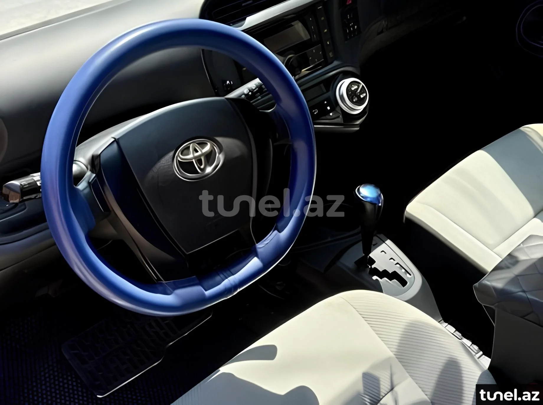 Toyota Aqua 2016