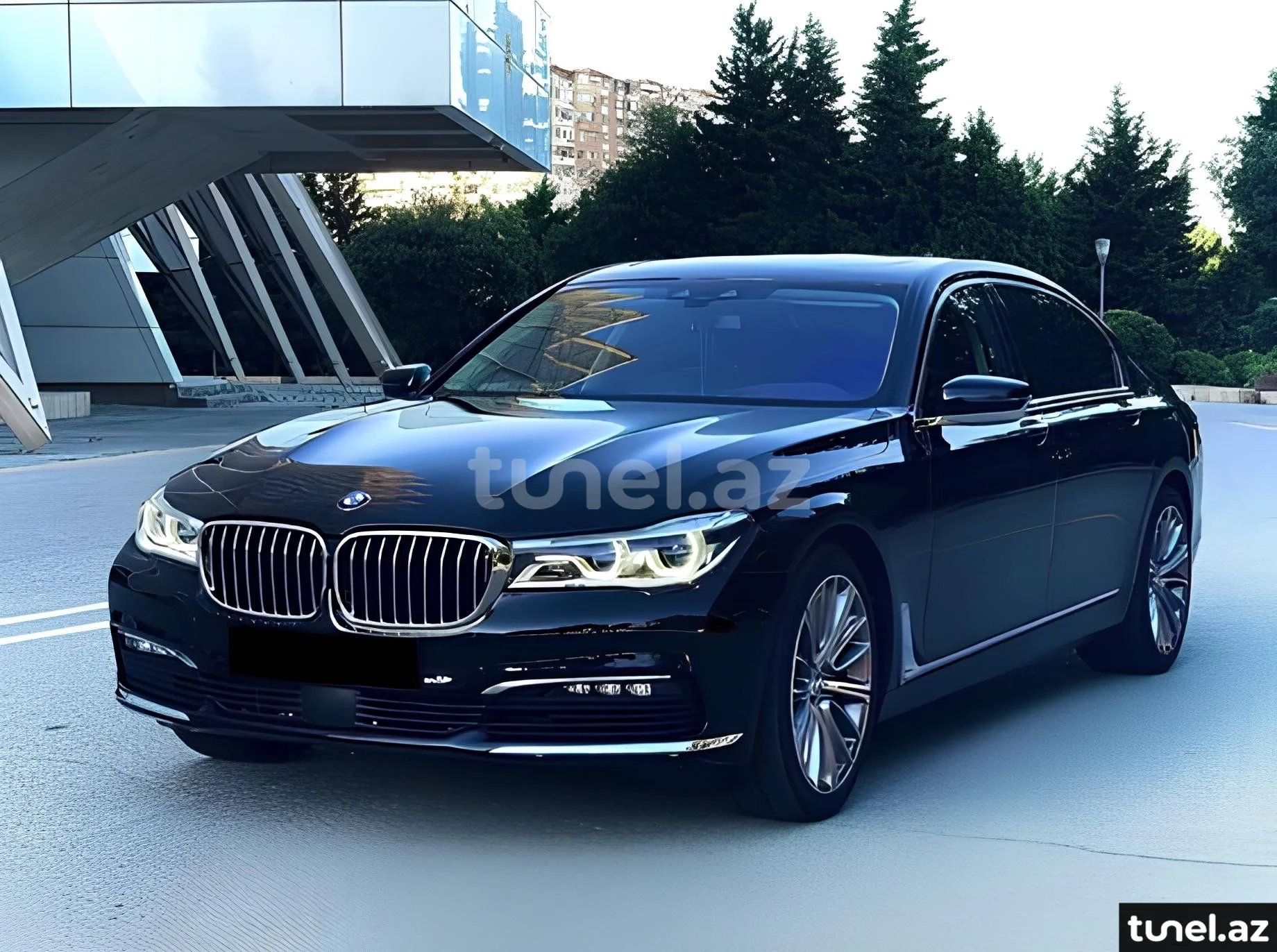 BMW 740 2016