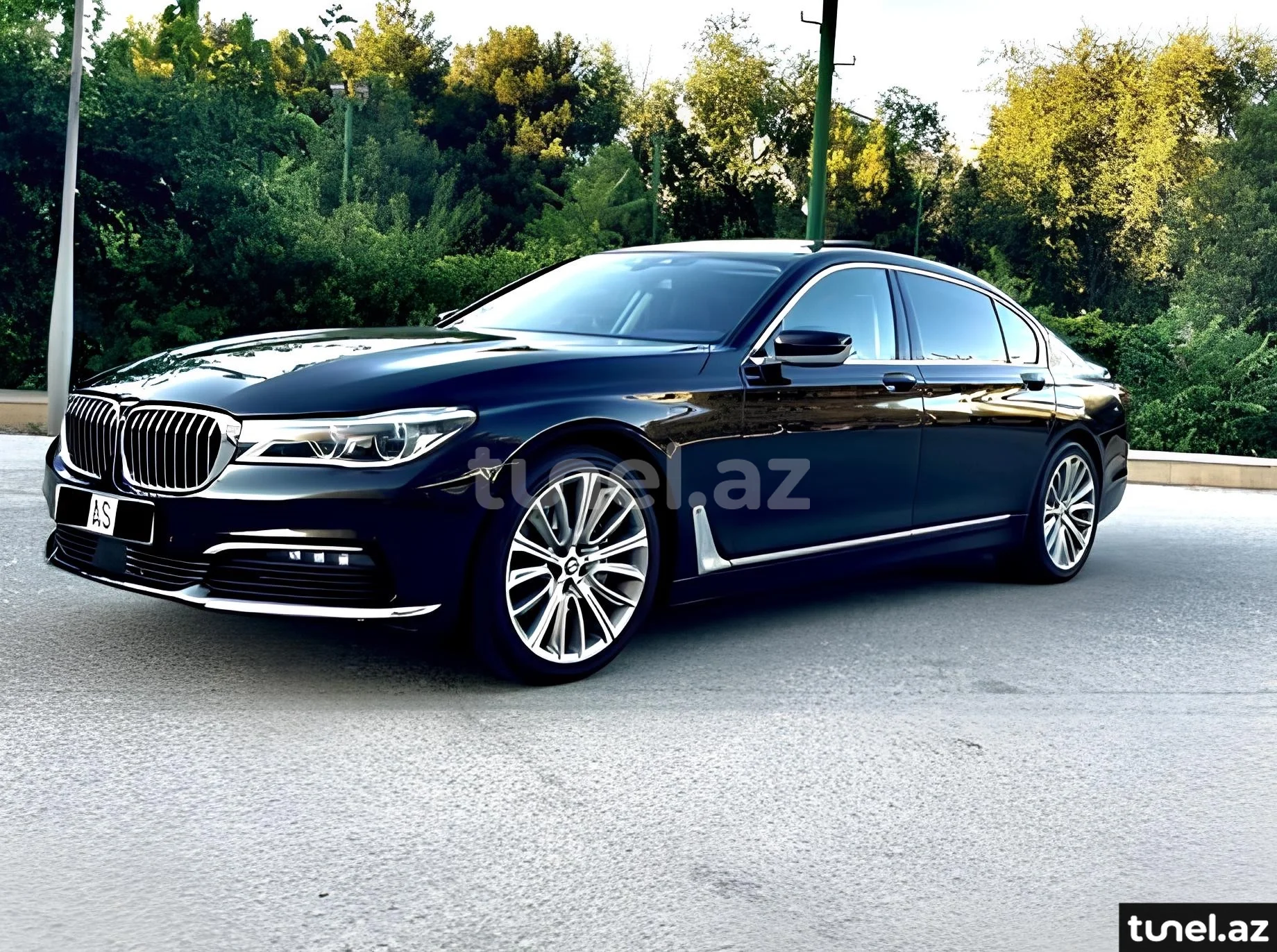 BMW 740 2016