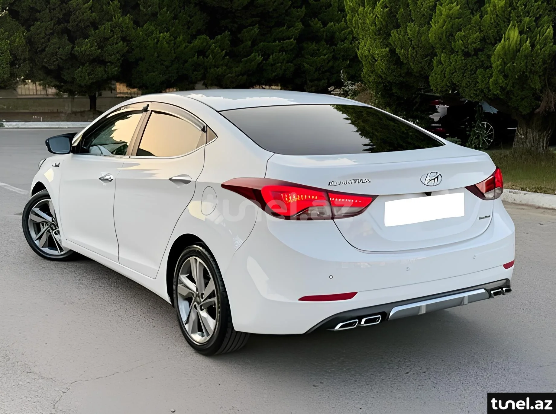 Hyundai Avante 2013