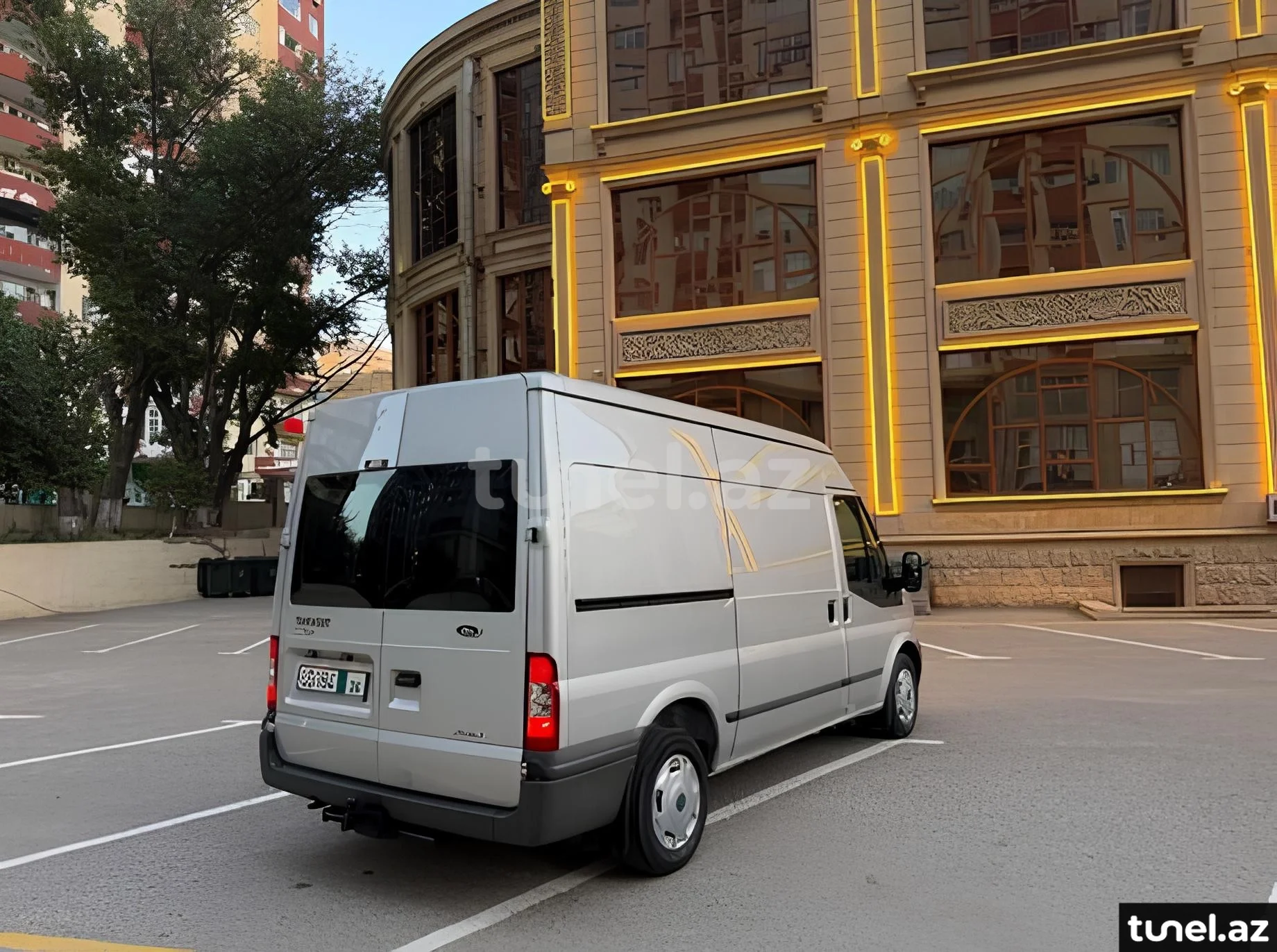 Ford Transit 2010