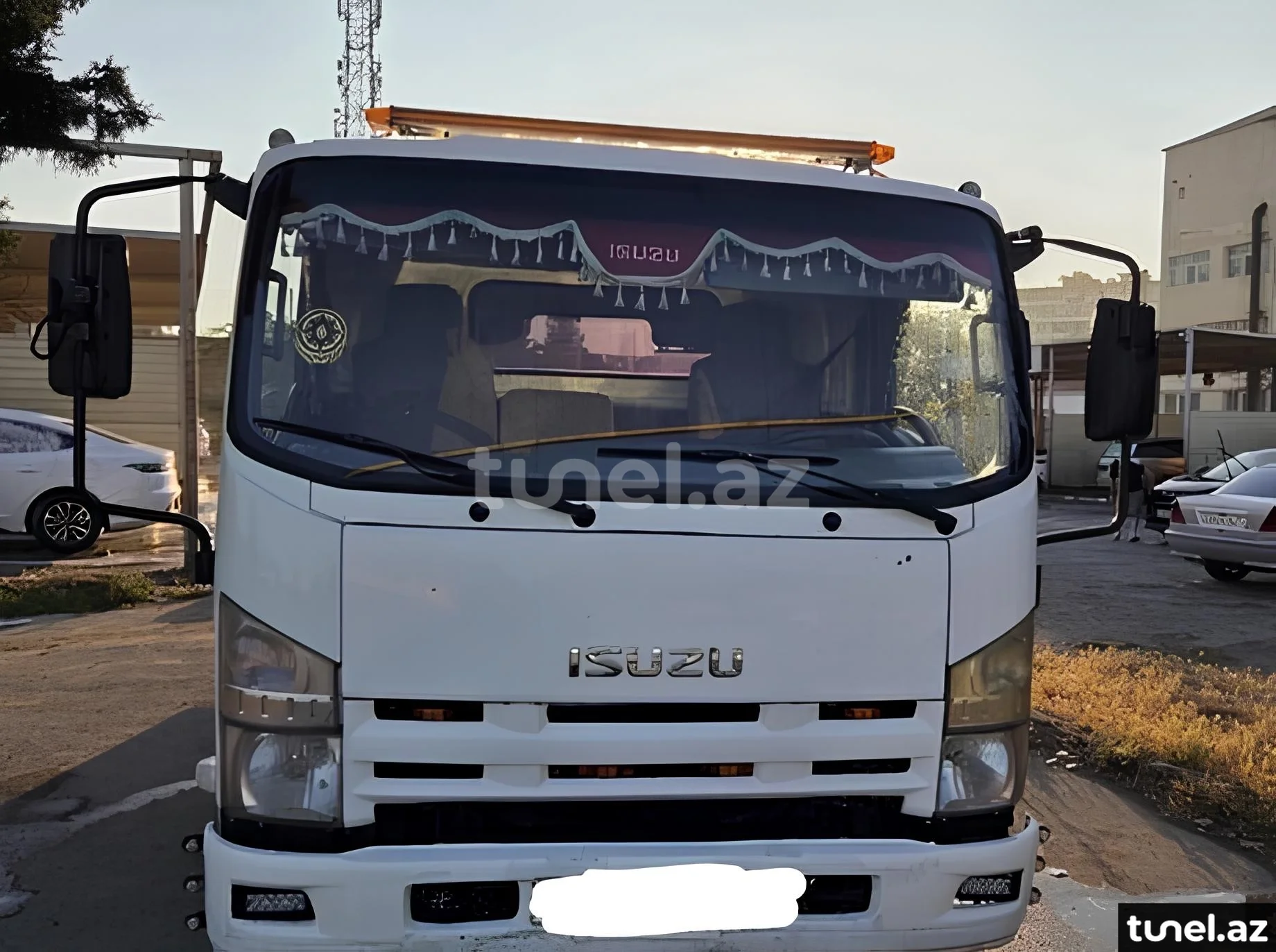 Isuzu NPR 75 L 2020