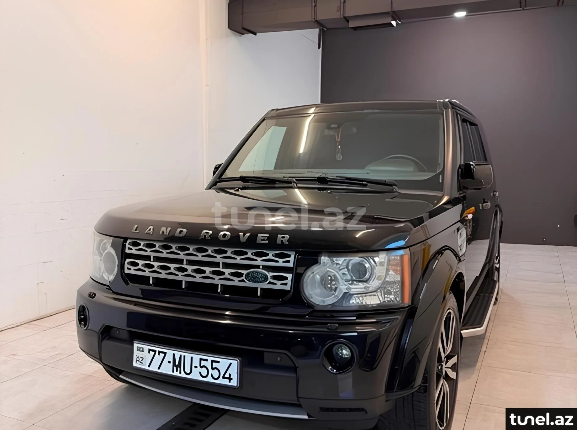 Land Rover Discovery 2012
