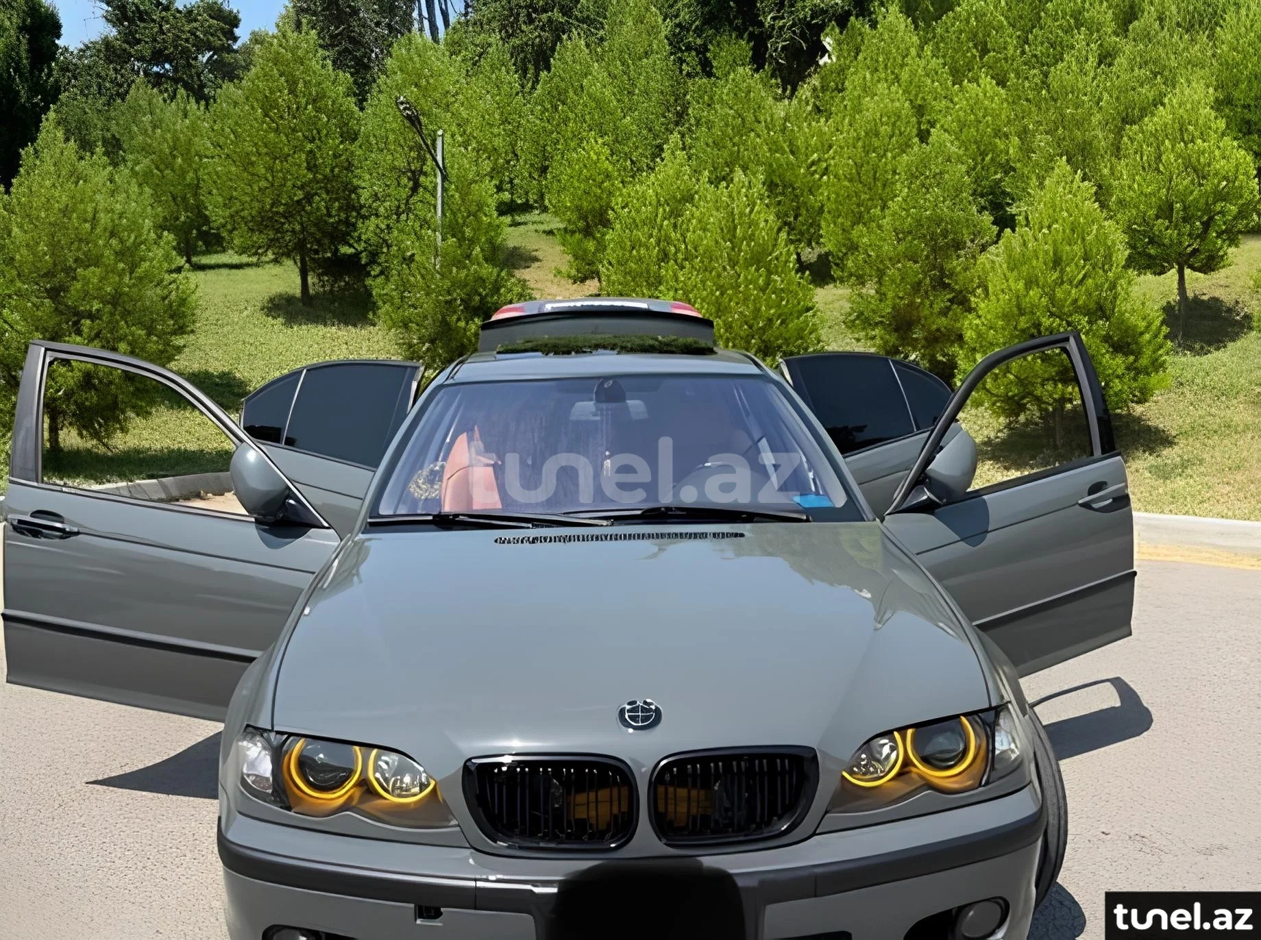 BMW 325 2004