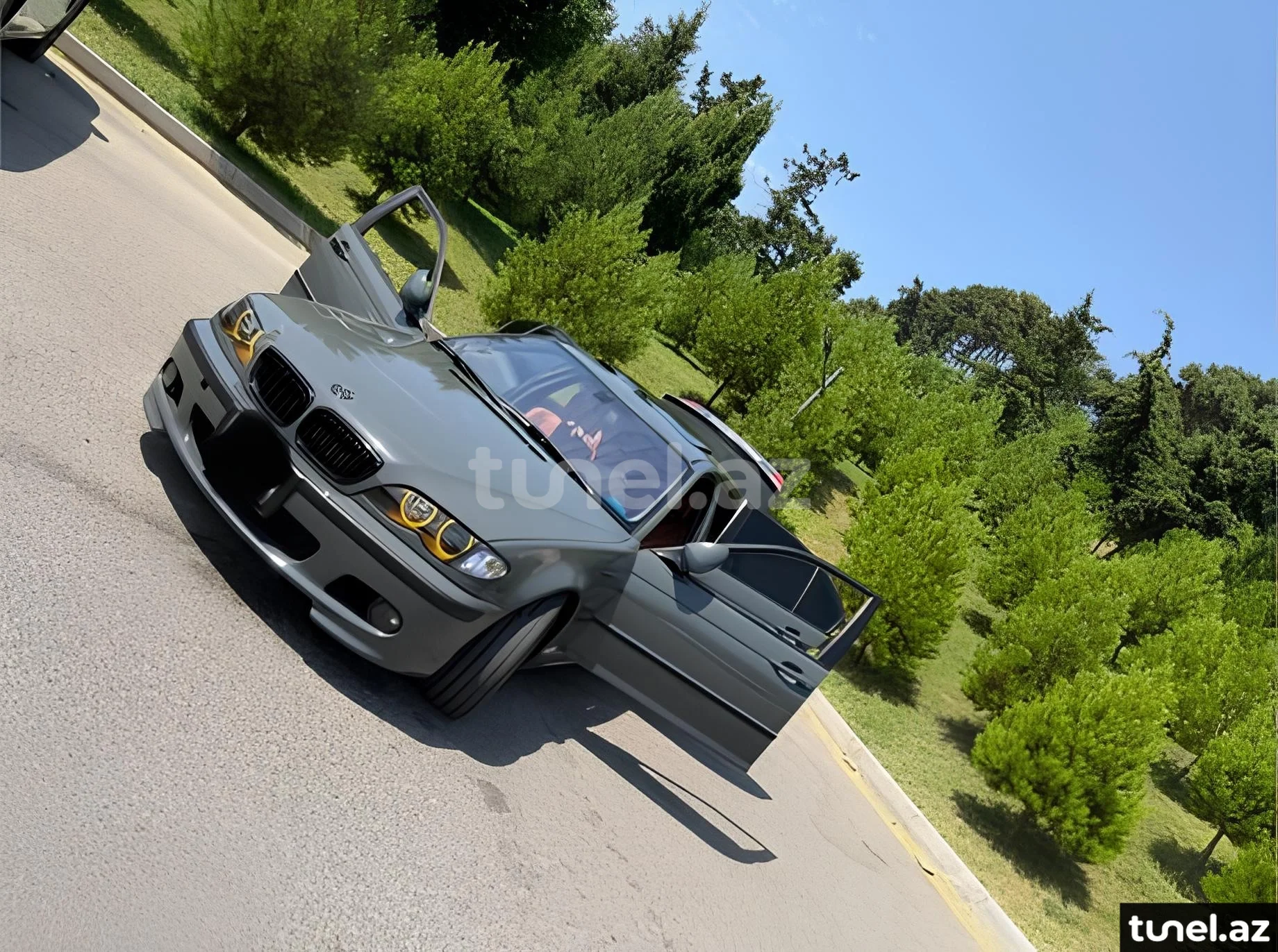 BMW 325 2004