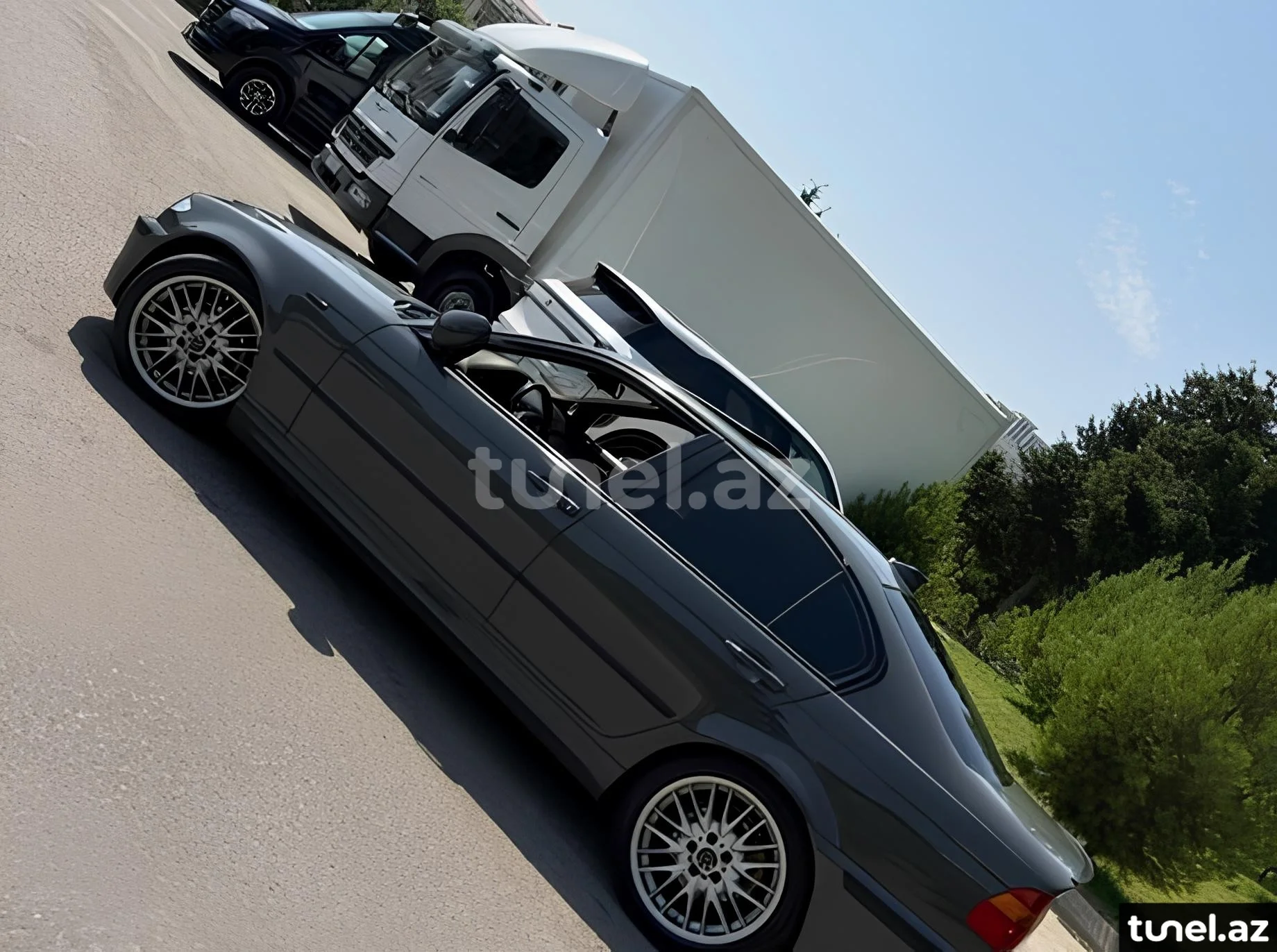 BMW 325 2004