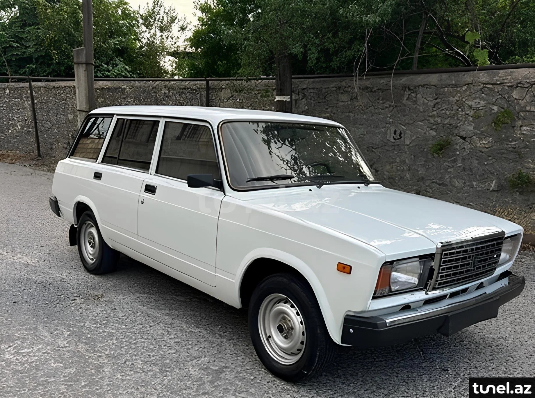 LADA (VAZ) 2104 2011
