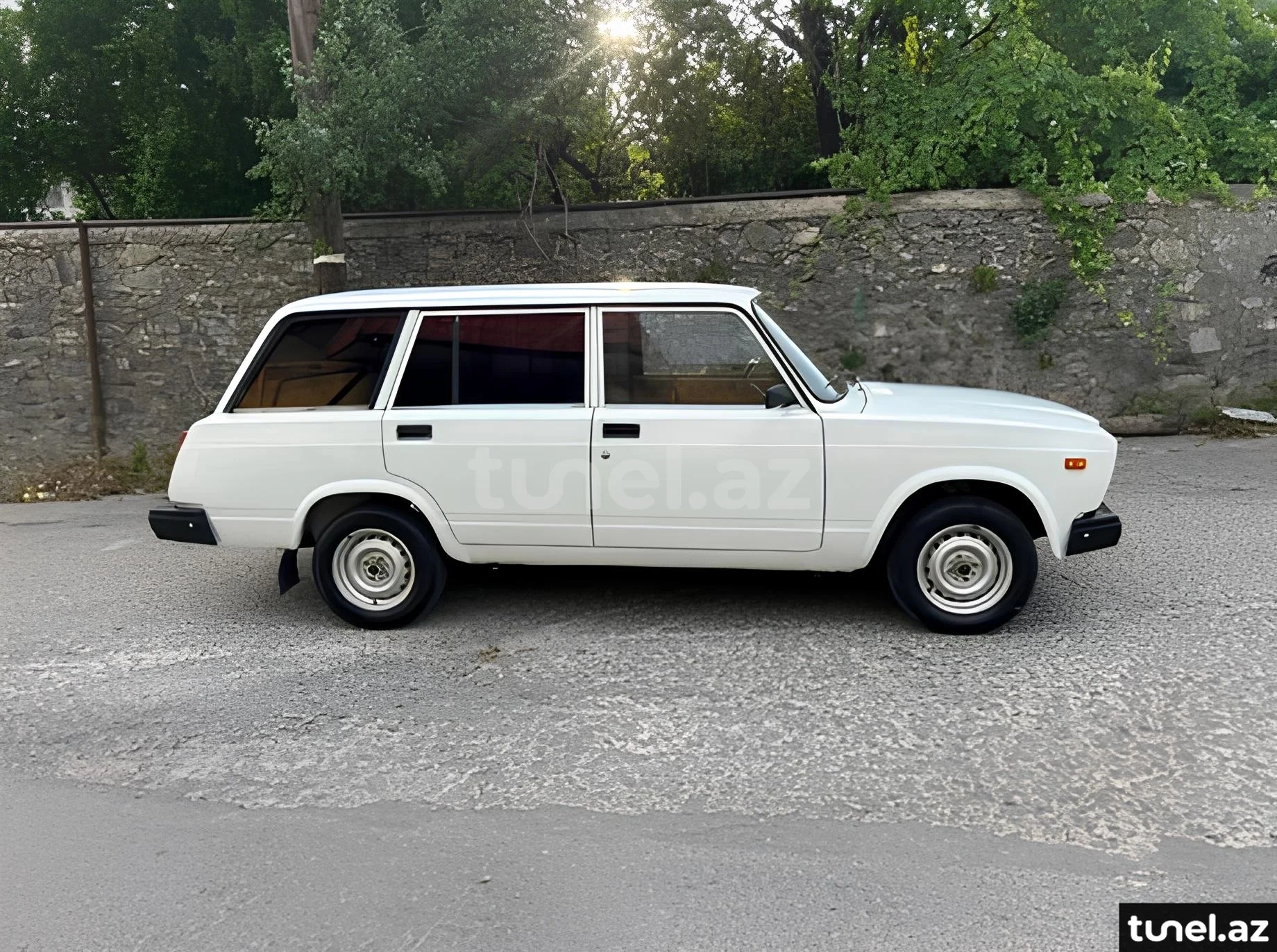 LADA (VAZ) 2104 2011