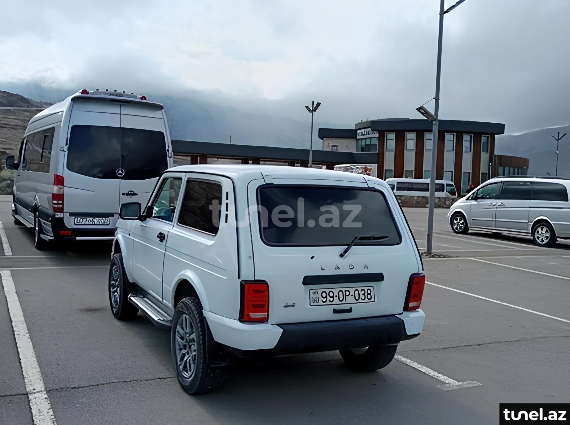 LADA (VAZ) Niva 2016