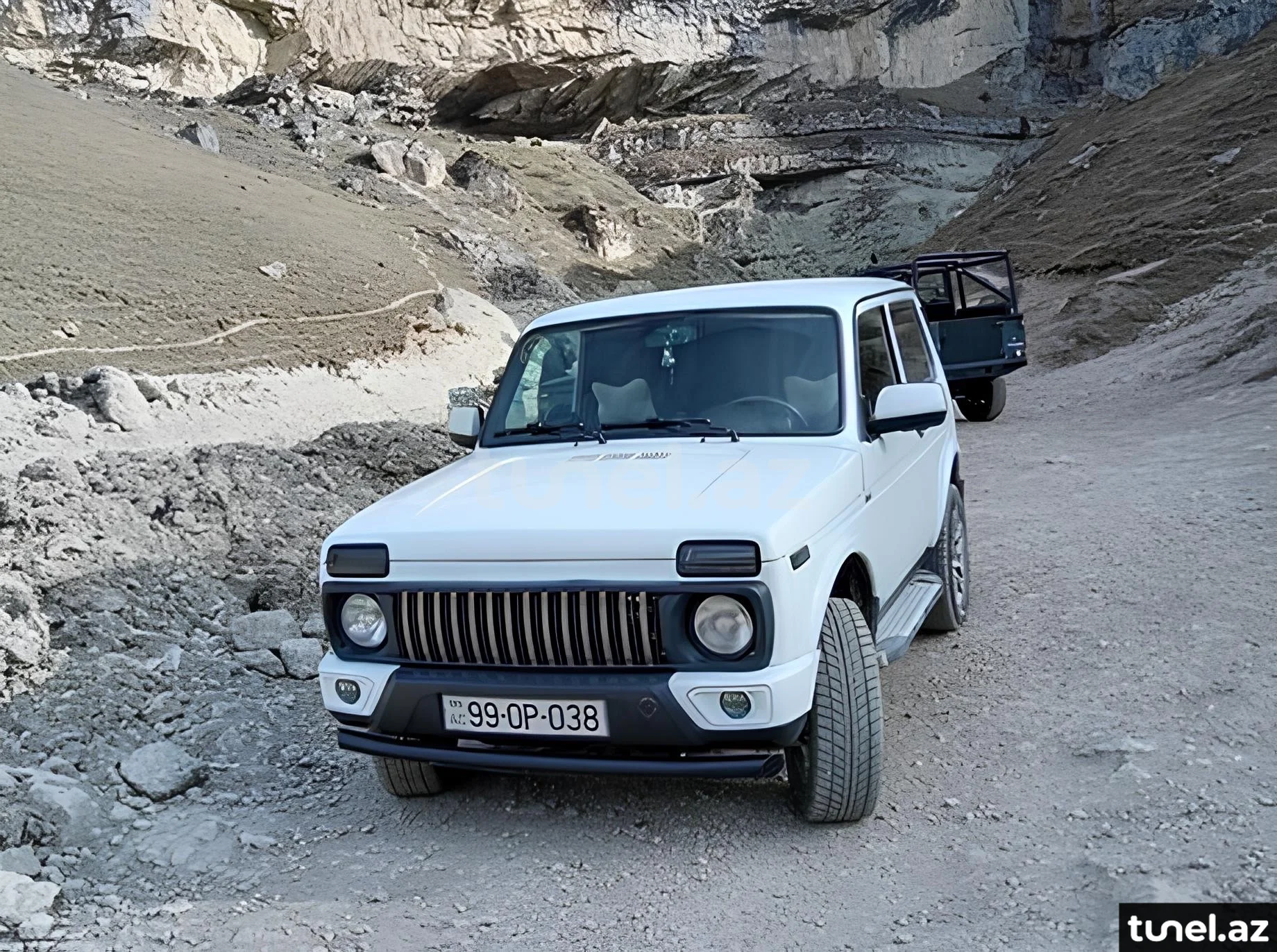 LADA (VAZ) Niva 2016