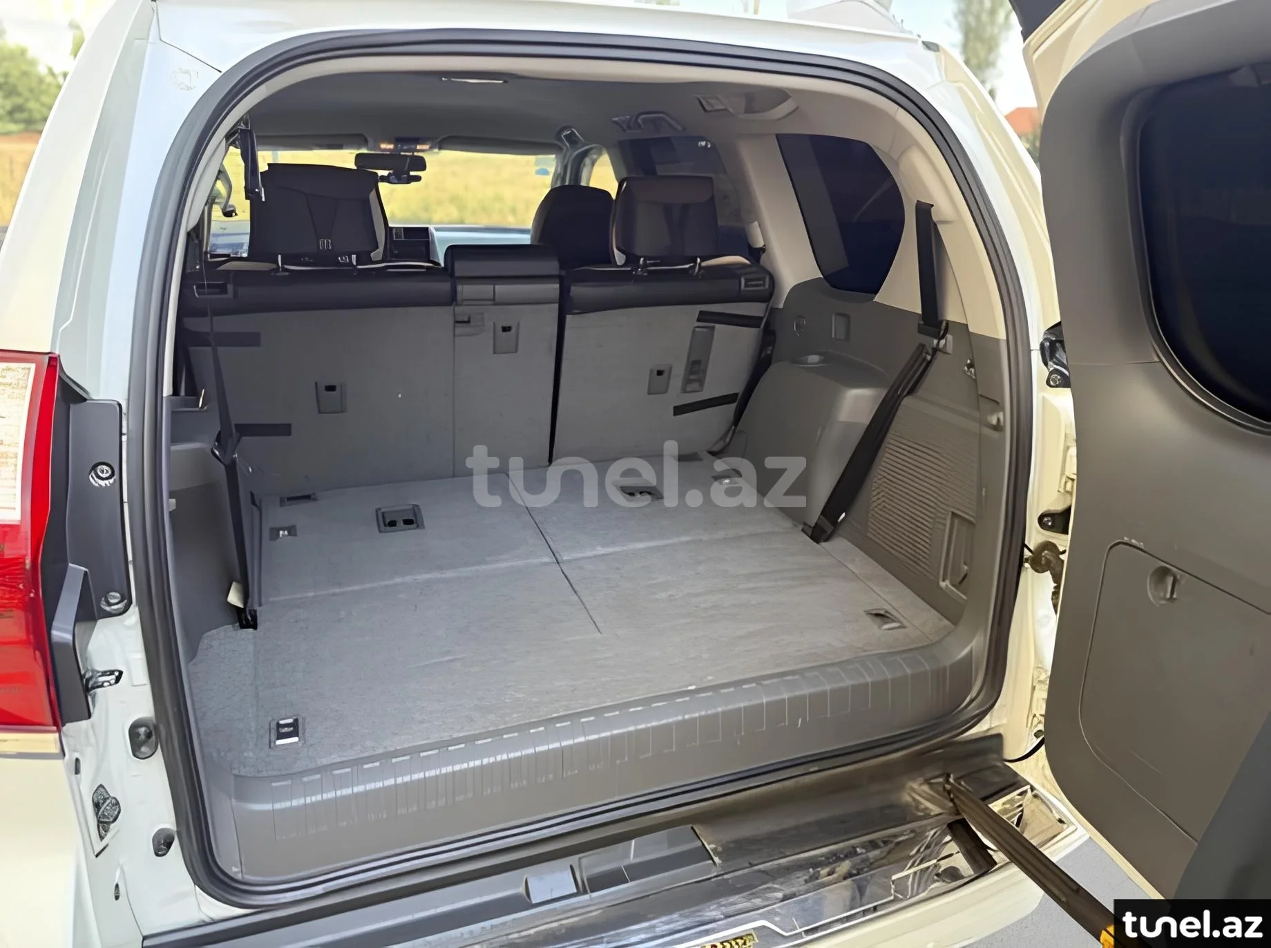 Toyota Land Cruiser Prado 2012