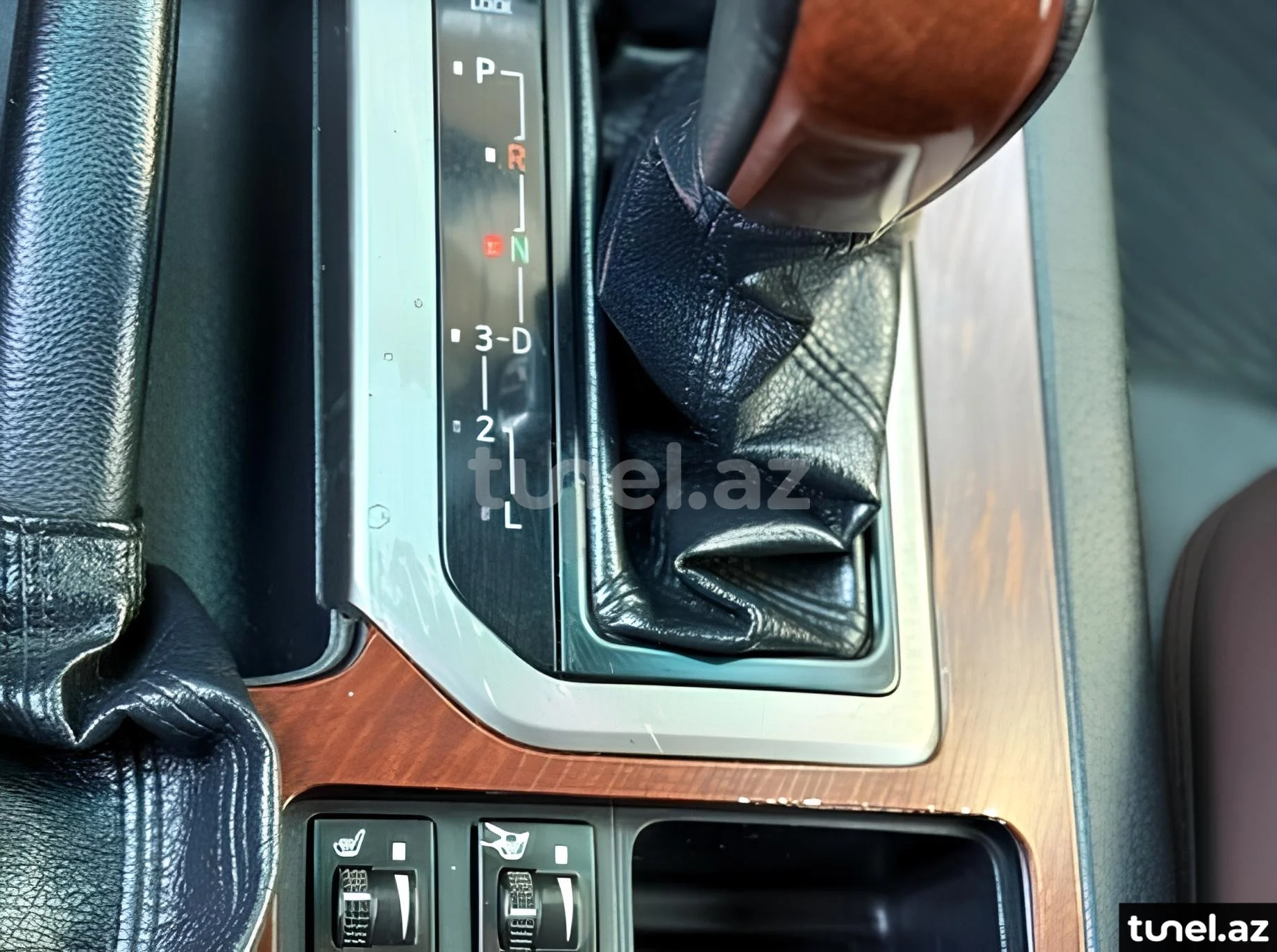 Toyota Land Cruiser Prado 2012
