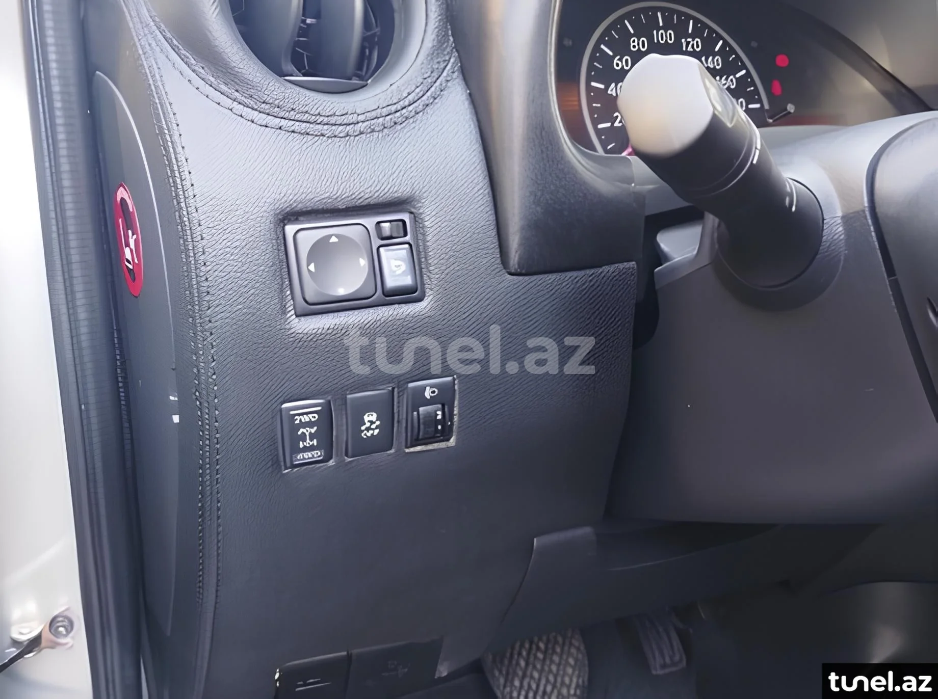 Nissan March 2014