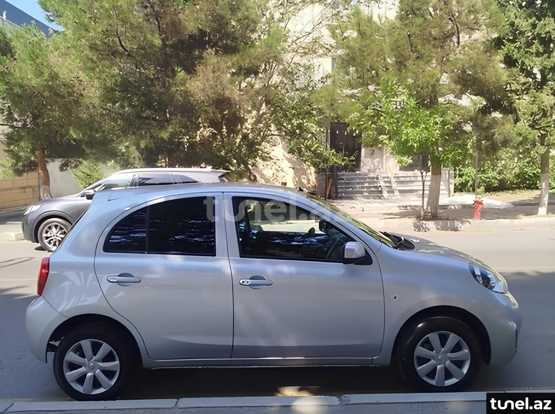Nissan March 2014