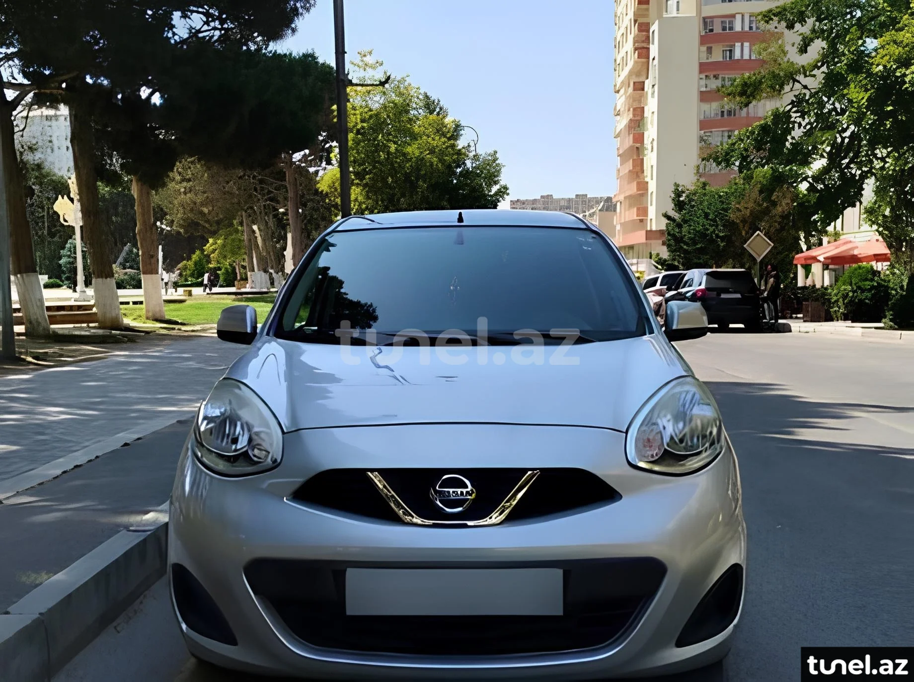 Nissan March 2014