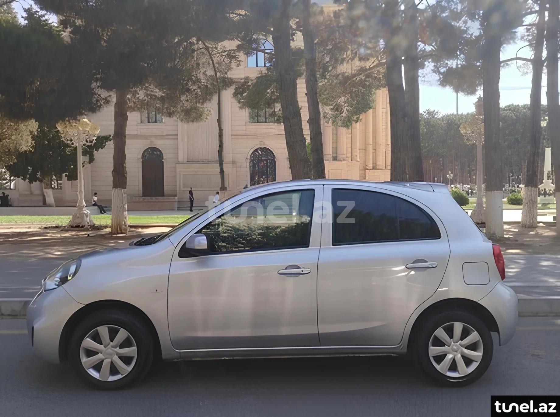 Nissan March 2014