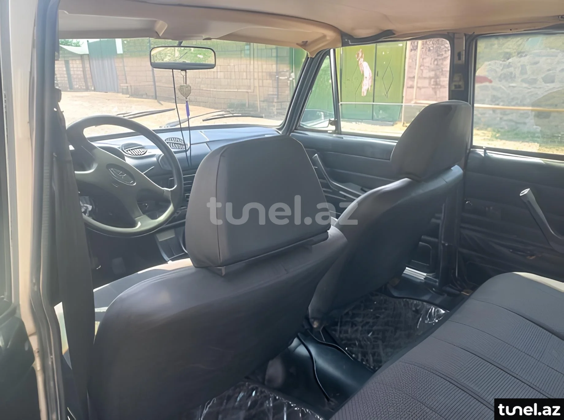 LADA (VAZ) 2106 2000