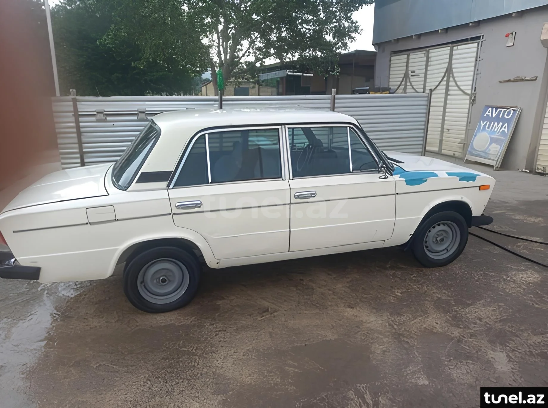 LADA (VAZ) 2106 2000