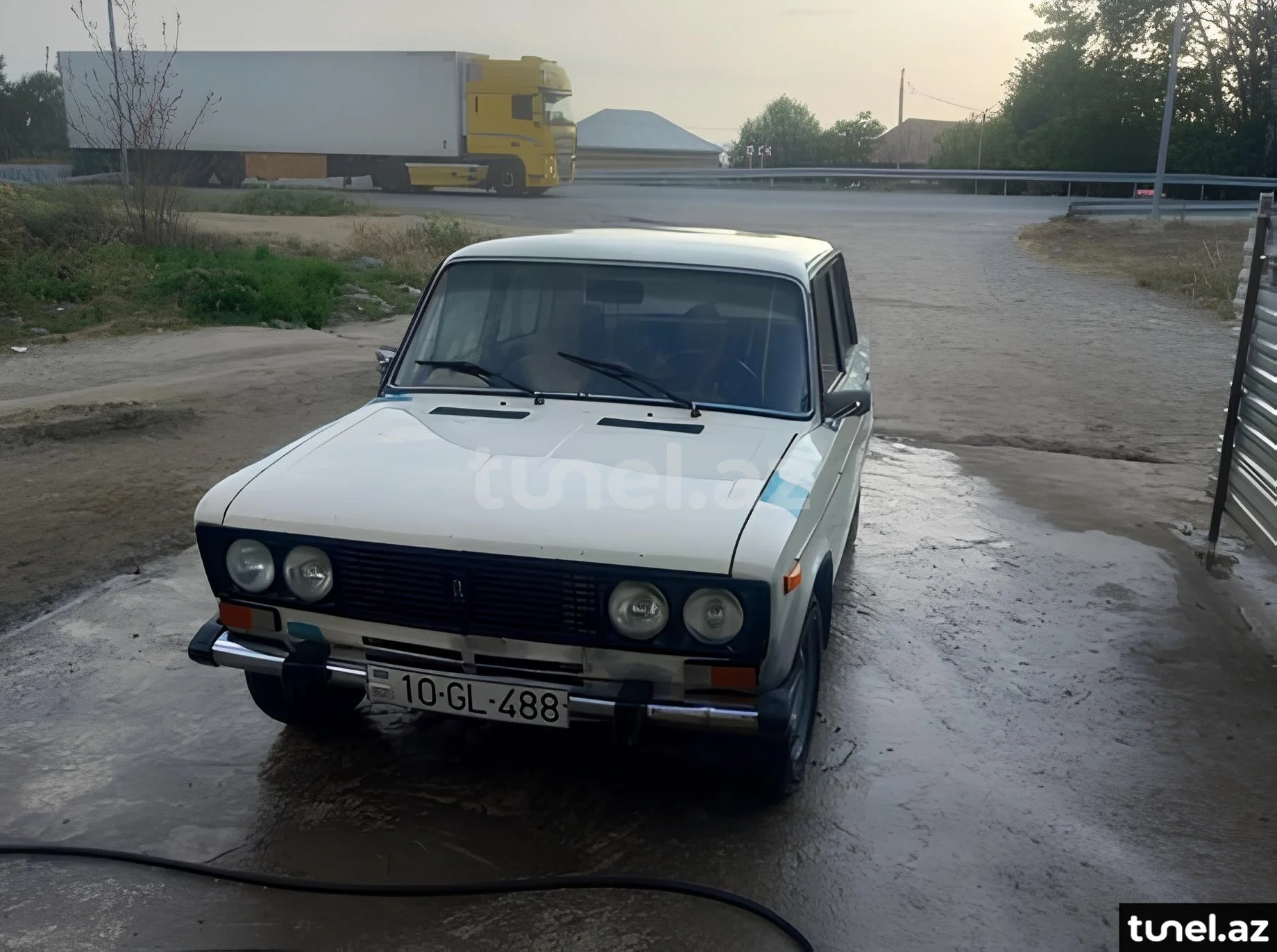 LADA (VAZ) 2106 2000