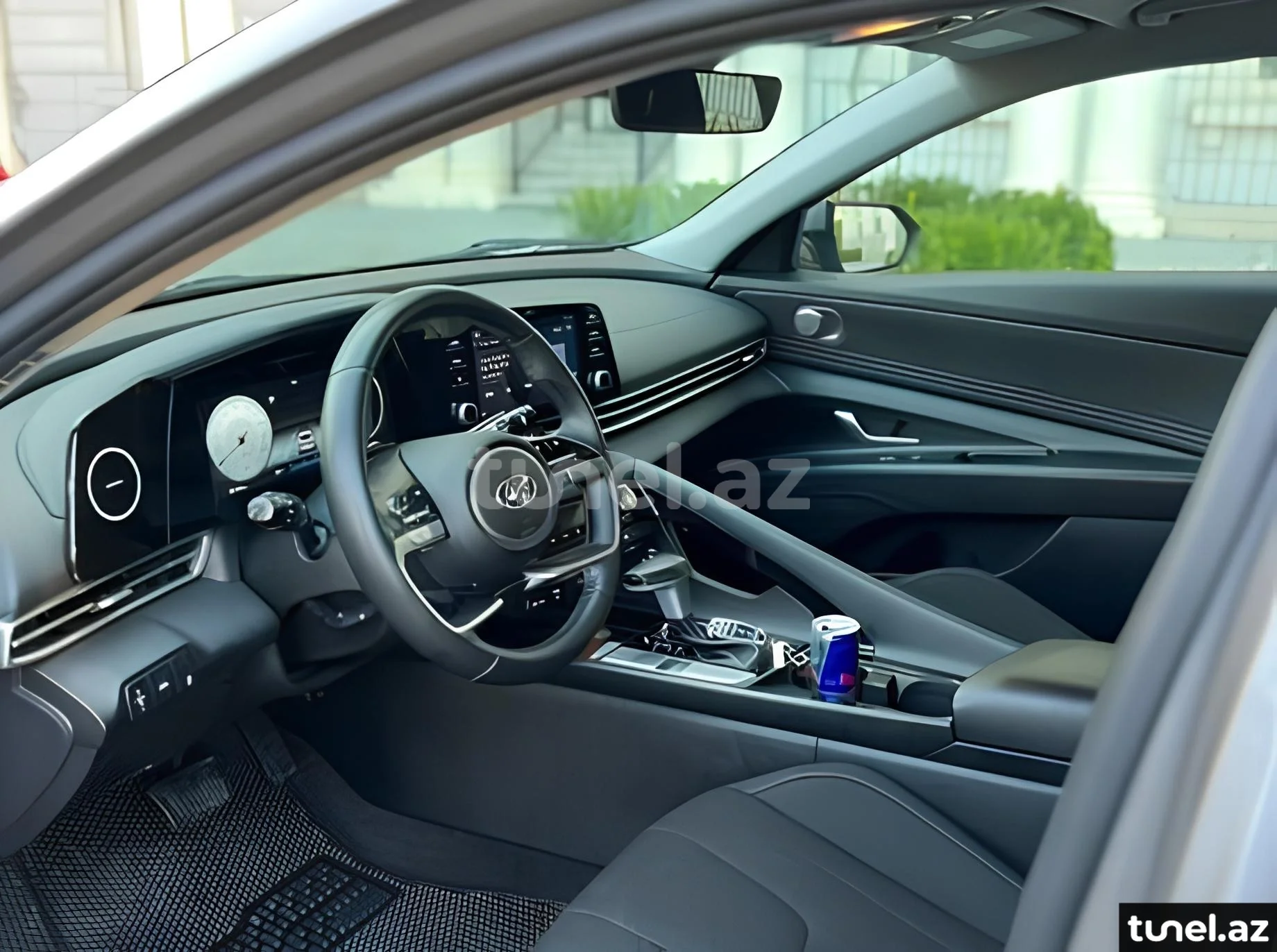 Hyundai Elantra 2022