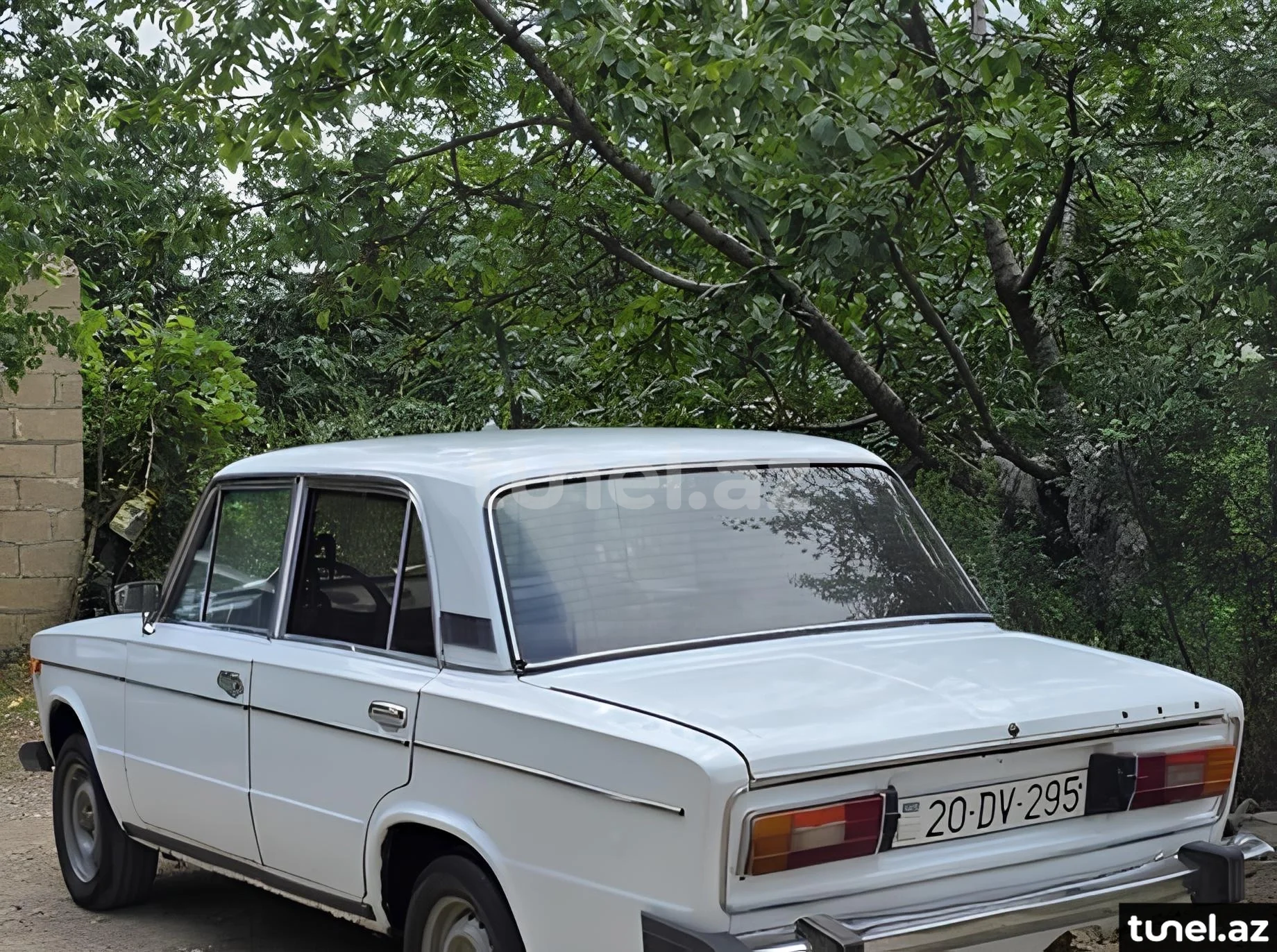 LADA (VAZ) 2106 1983