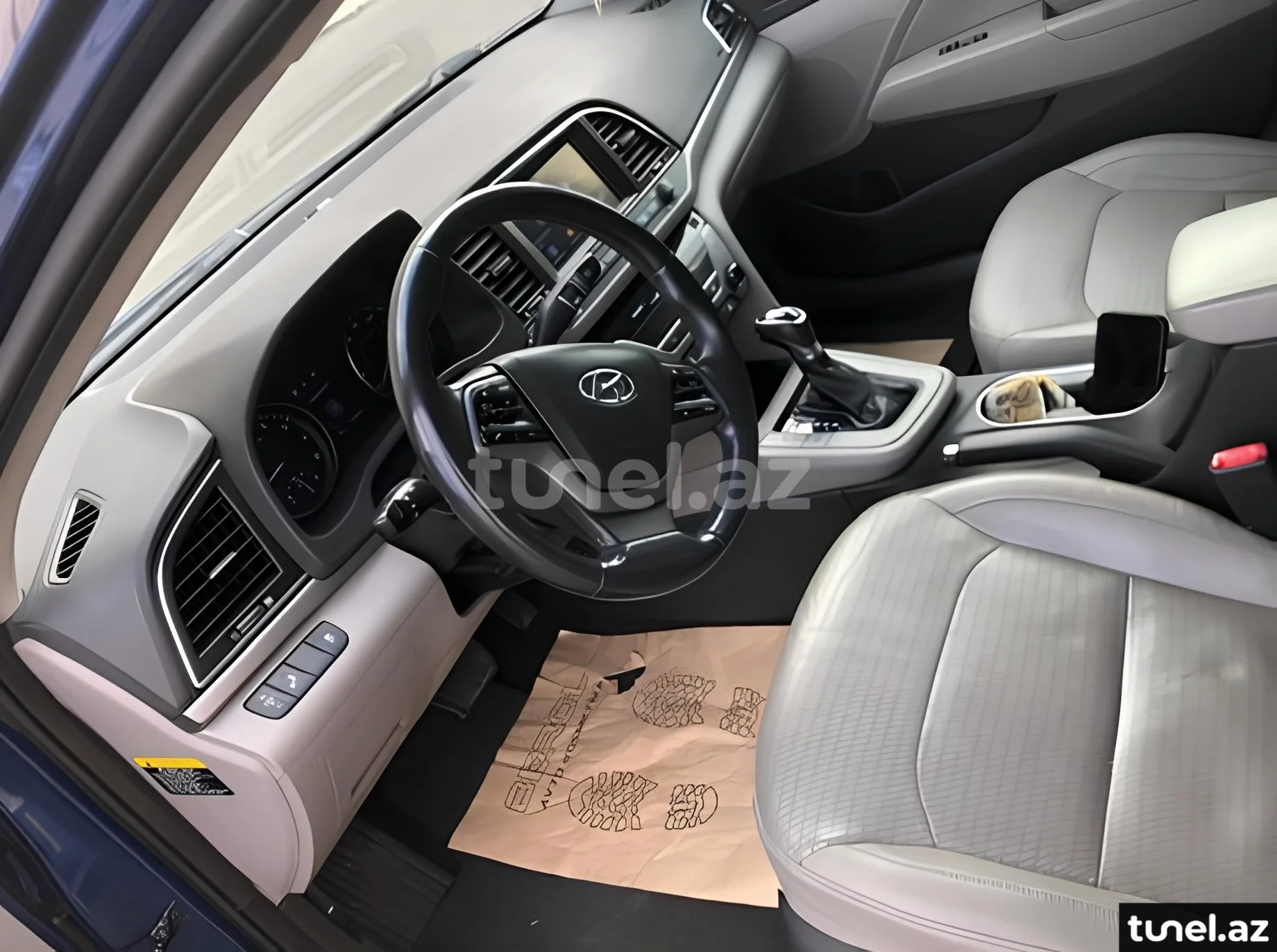 Hyundai Elantra 2016