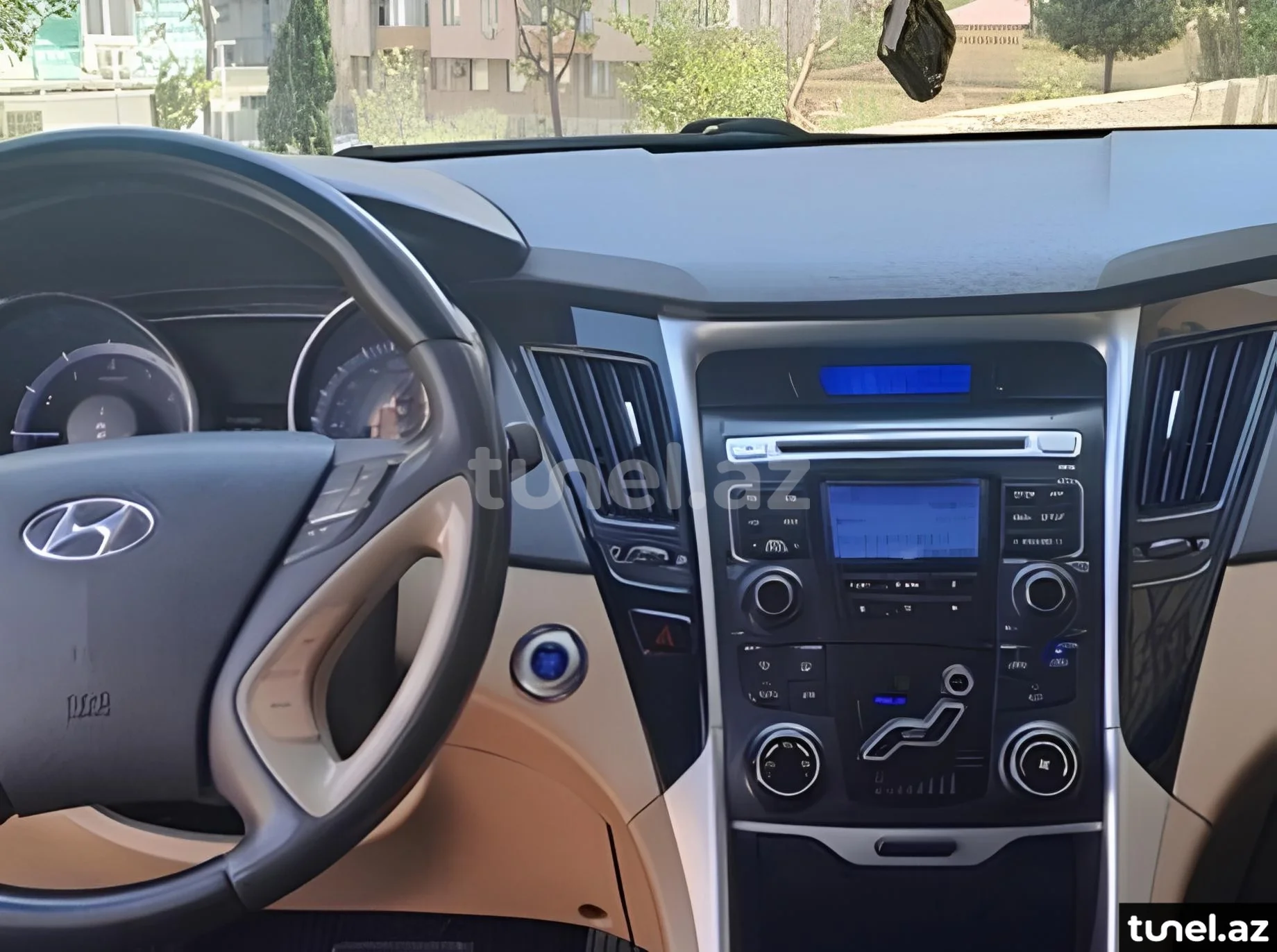 Hyundai Sonata 2010